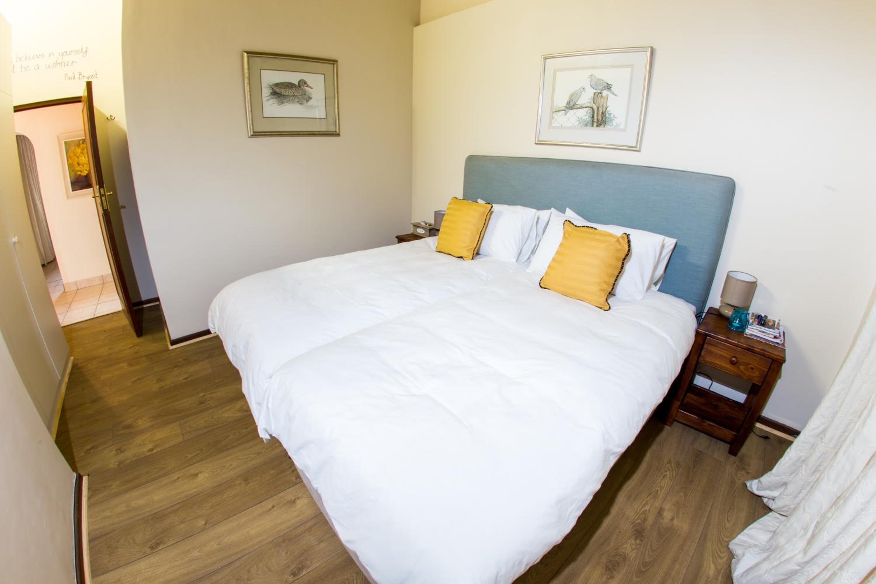 Winelands Villa Guesthouse and Cottages