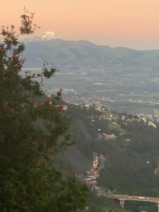 Valley View Apartment Quito Ecuador