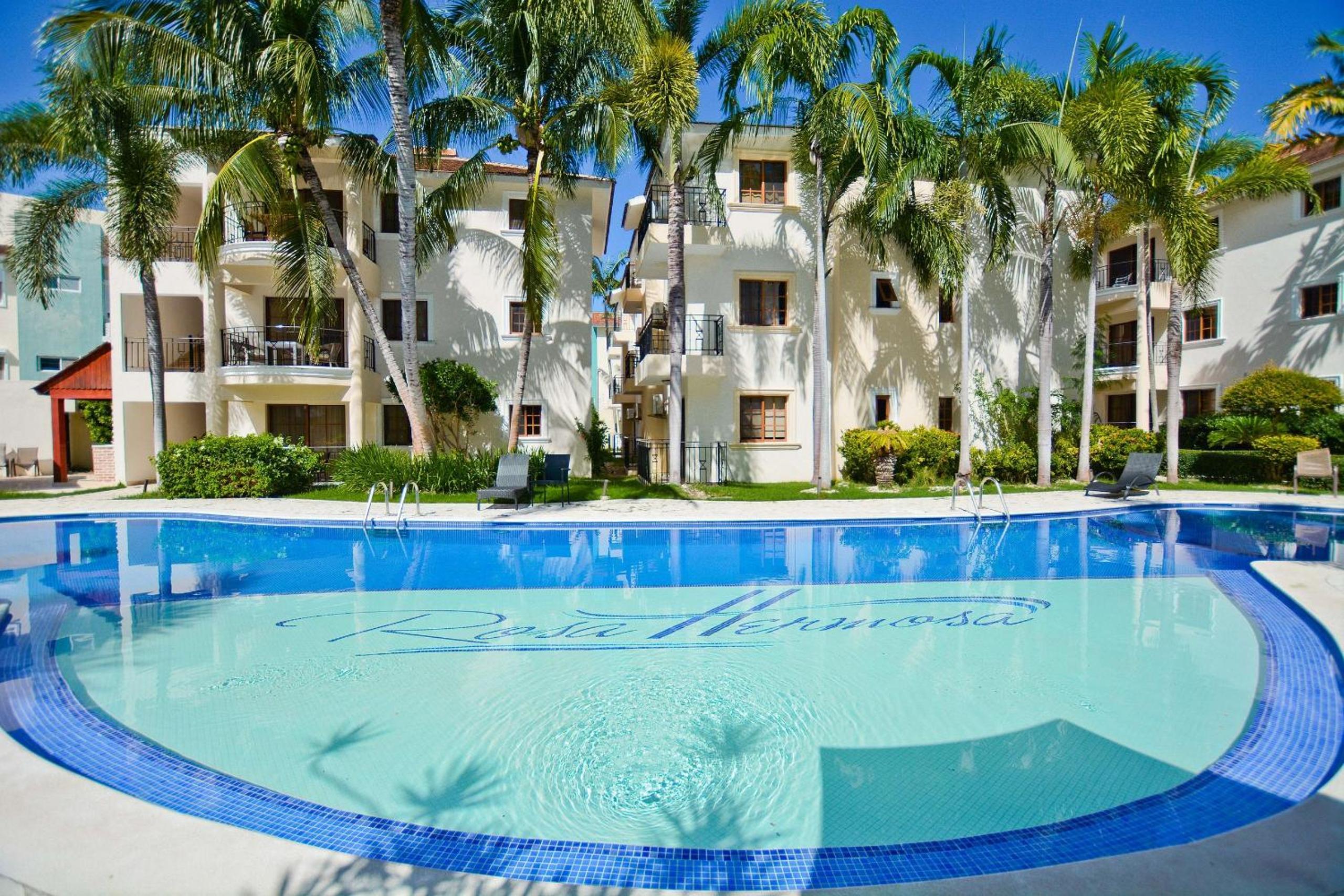 Rosa Hermosa Penthouse | Pool View • Near Bávaro