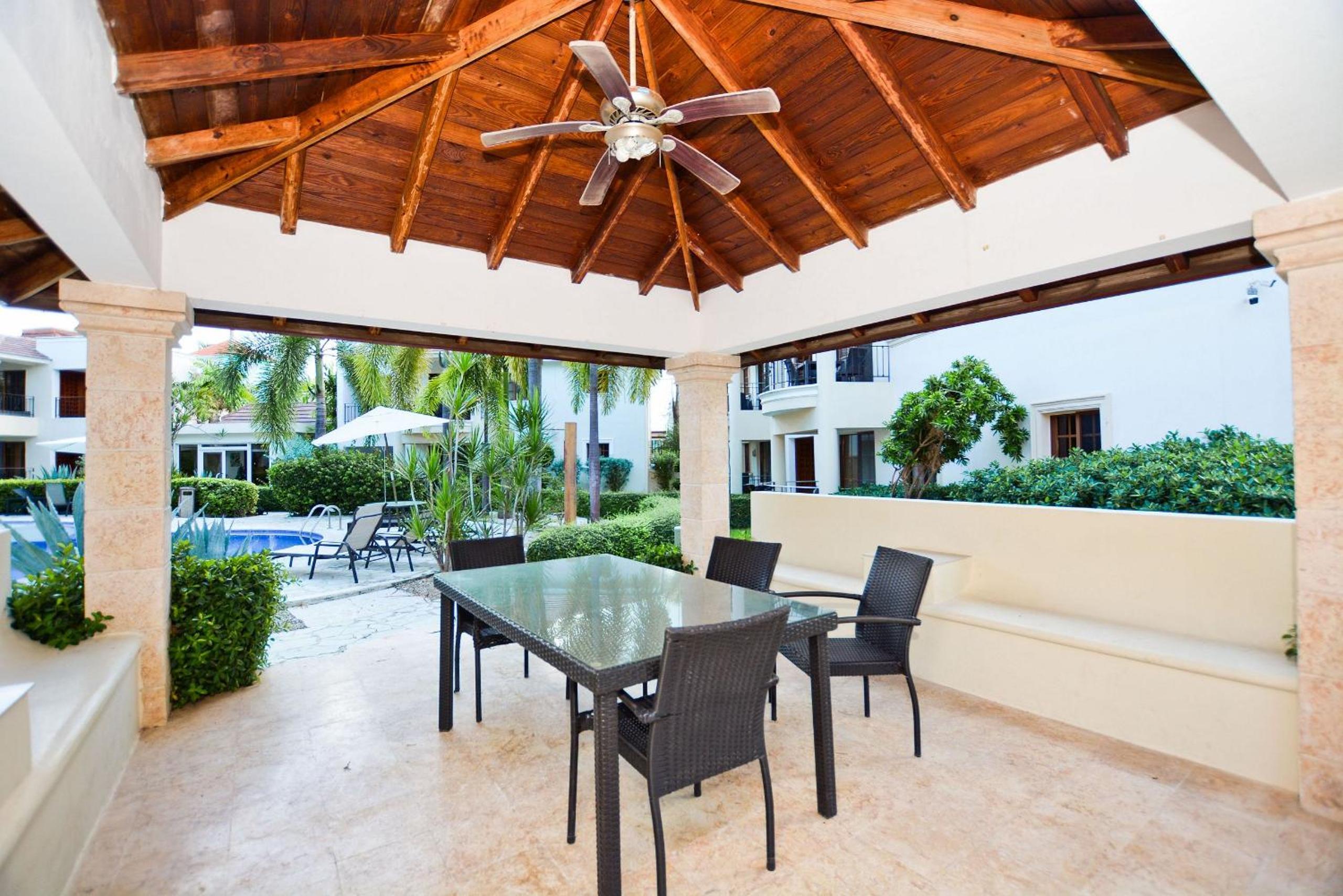 Rosa Hermosa Penthouse | Pool View • Near Bávaro