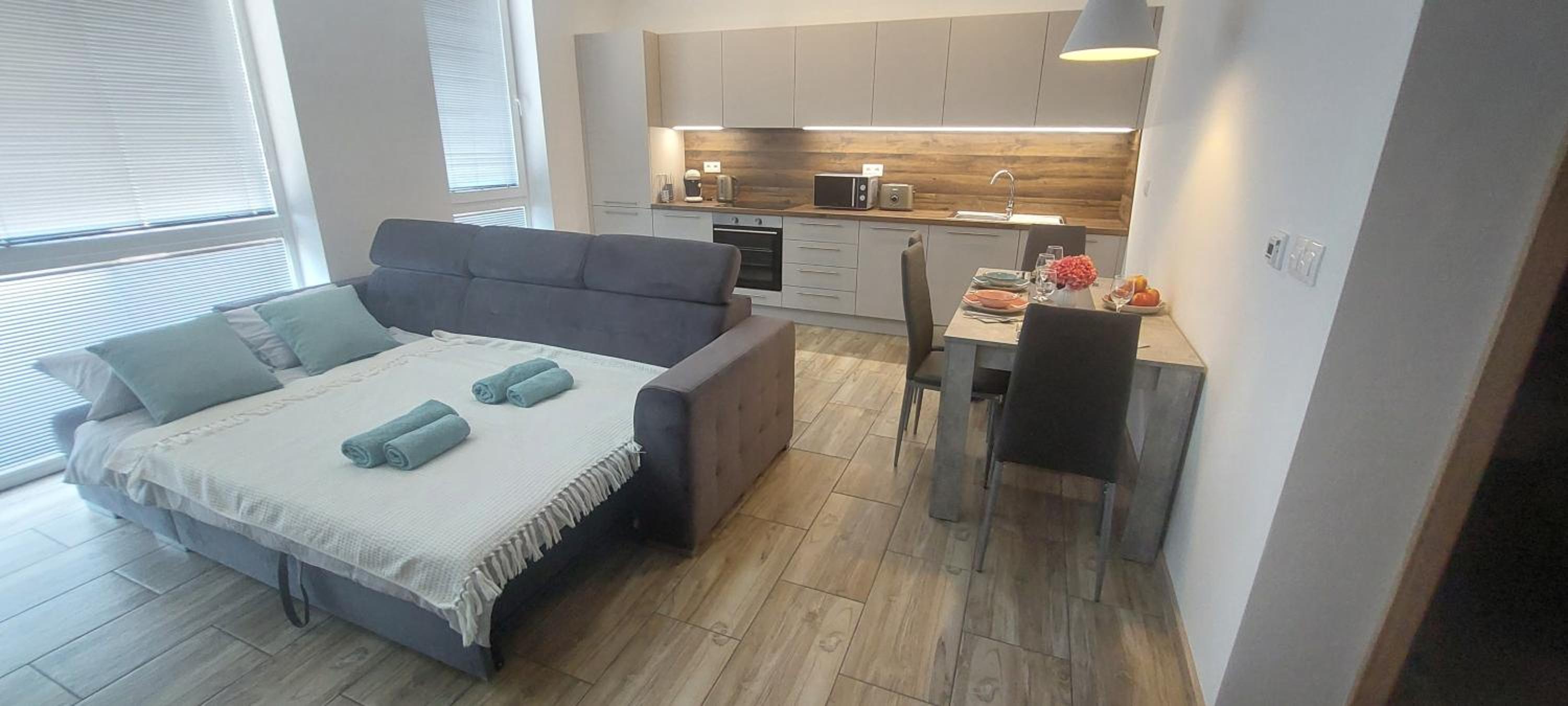 Laura Apartman & private parking