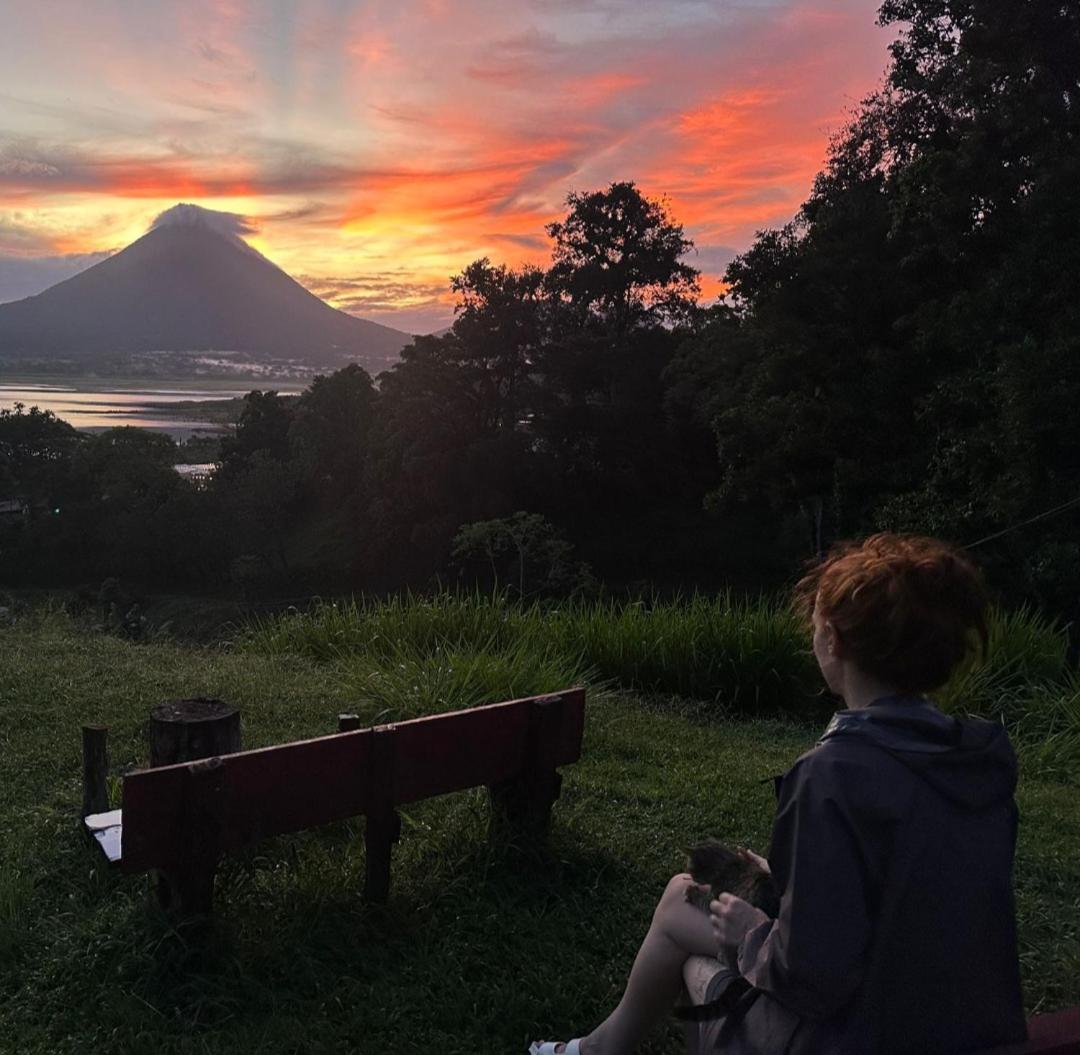 Sunset Inn Arenal B&B