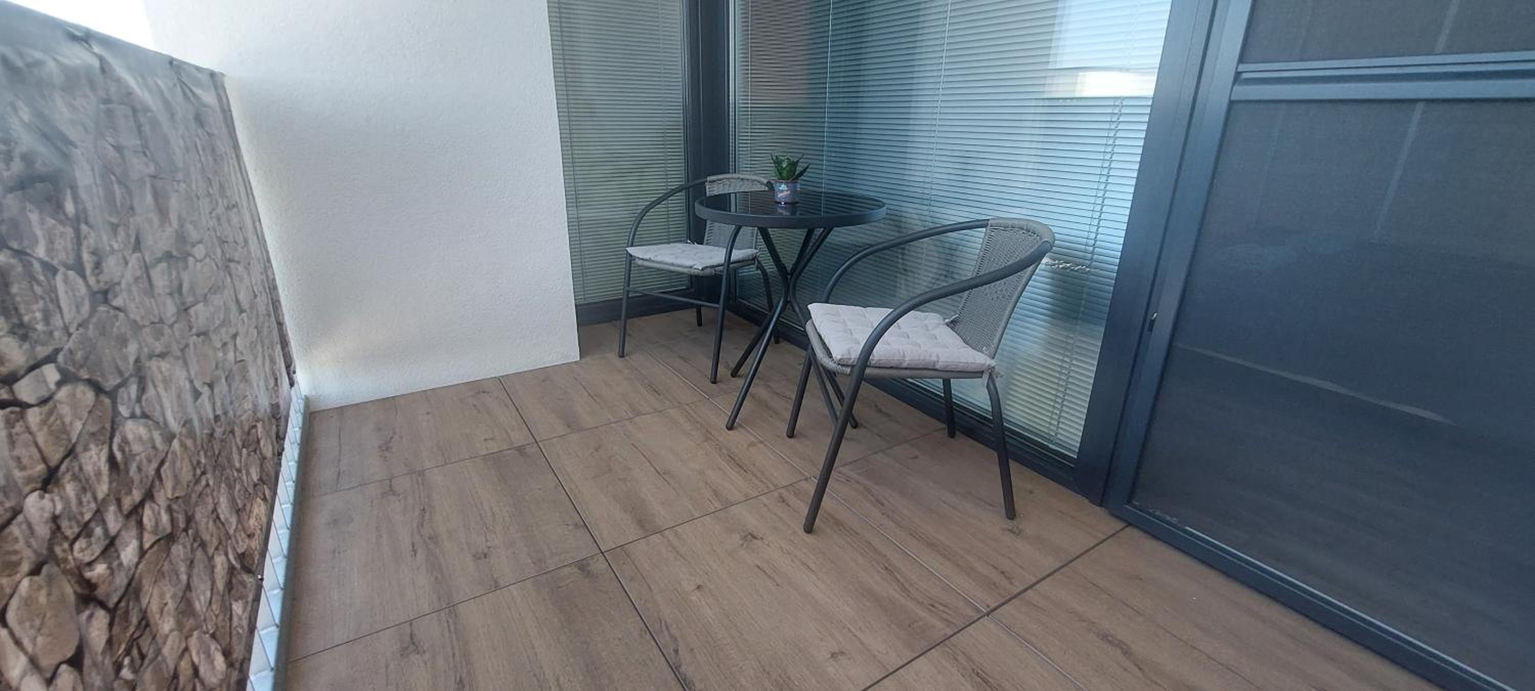 Laura Apartman & private parking