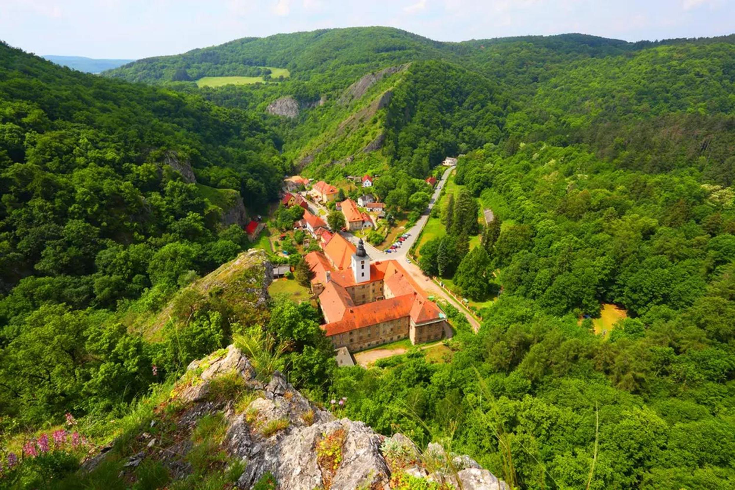 Romantický apartmán se starožitným interiérem