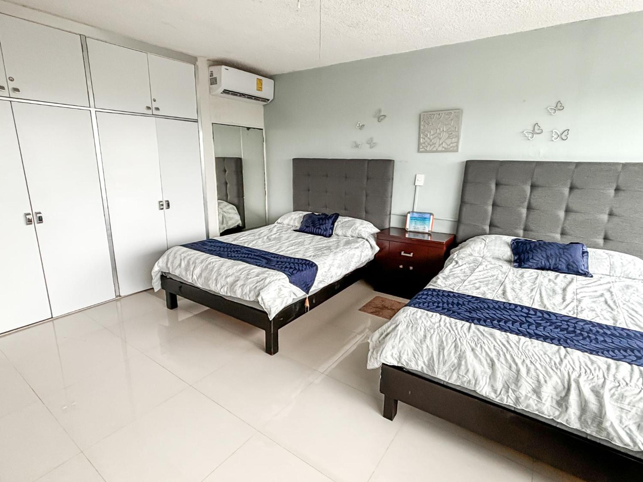 Brisas Shores 209 Beachfront Apartment with terrace, Cancun Hotel Zone, 1 bedroom