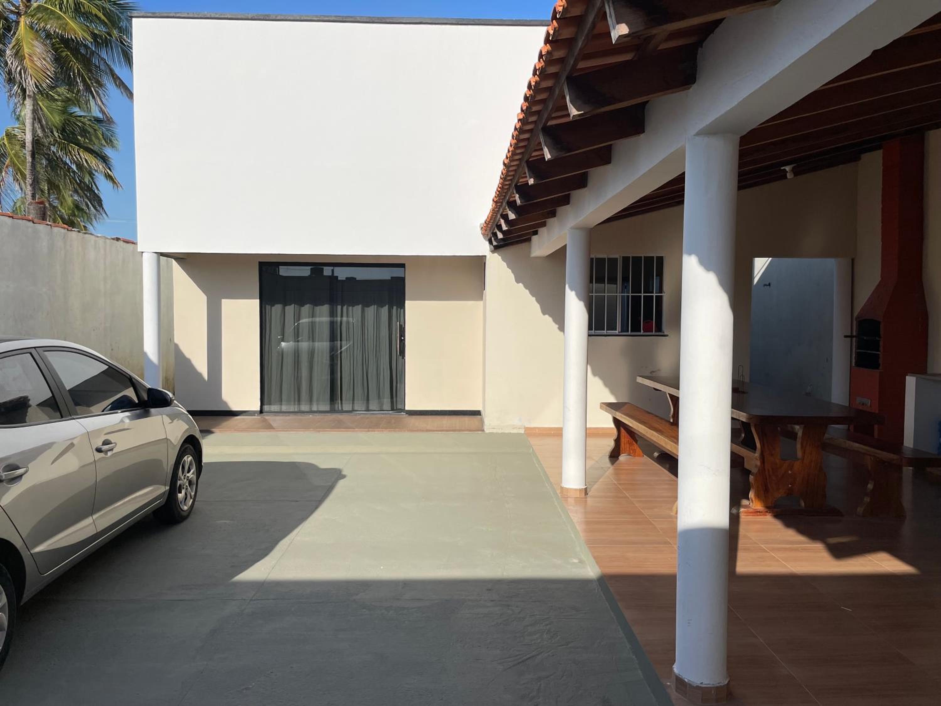 Casa de 2 suítes a 1000 metros da praia do Atalaia