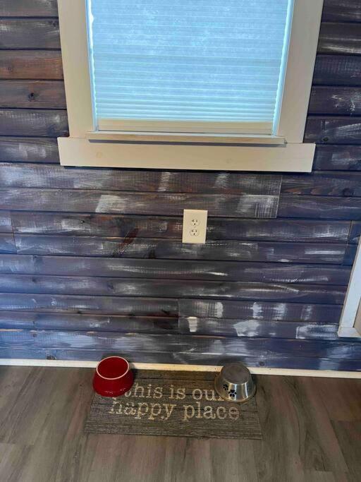Simple Country Cabin