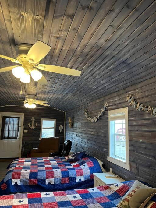 Simple Country Cabin