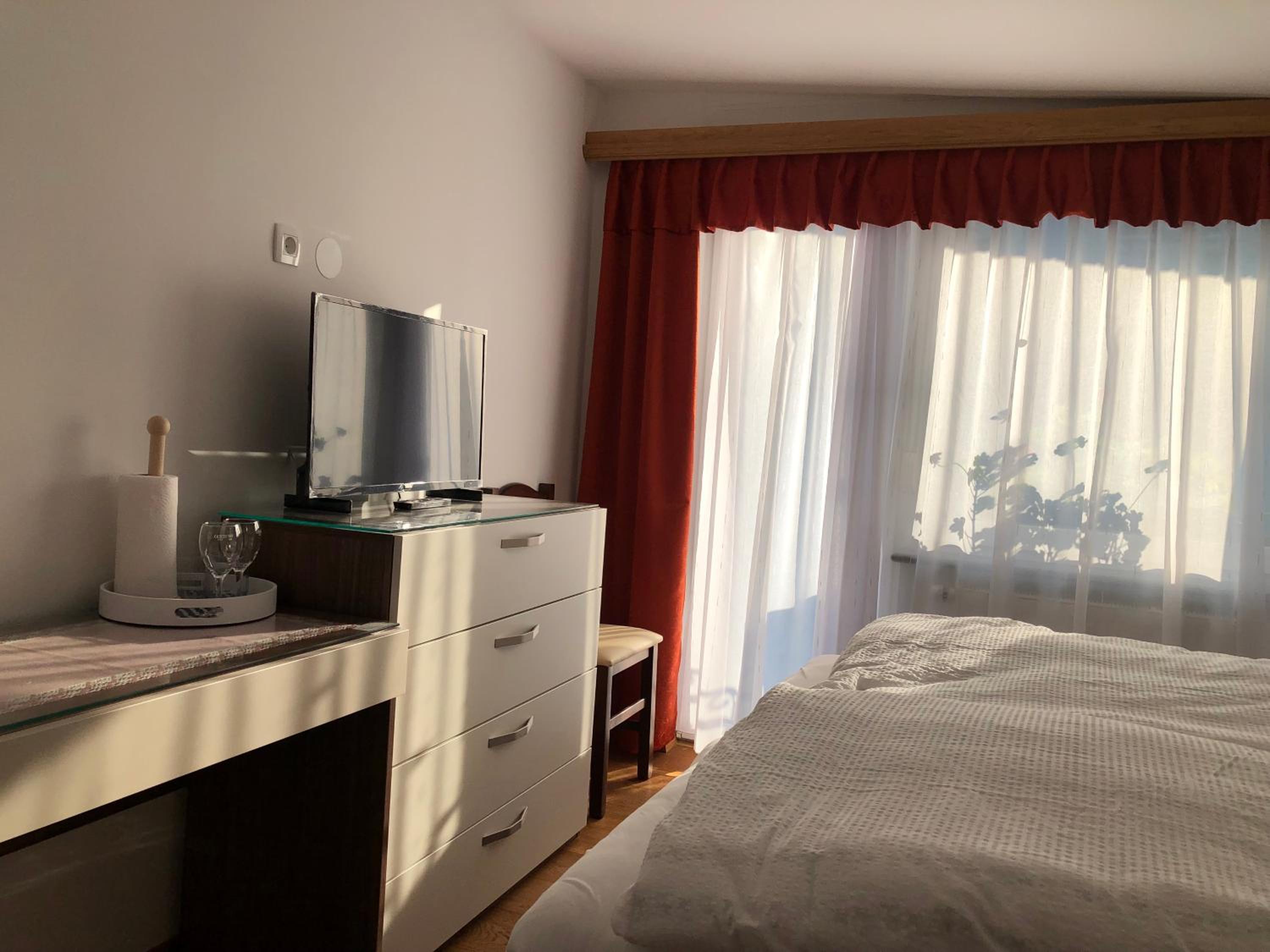 Sobe apartma Dobe view 2
