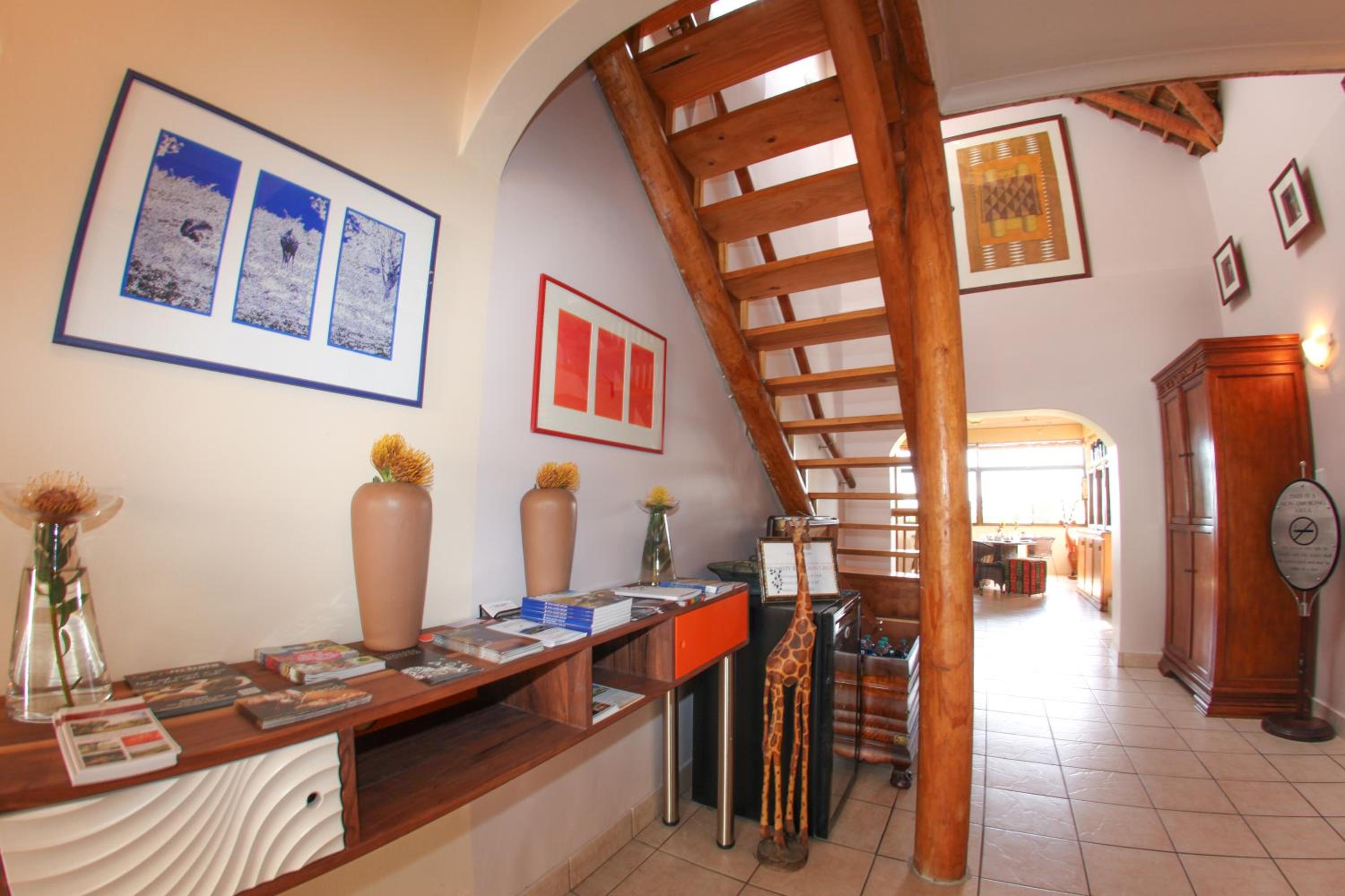 Winelands Villa Guesthouse and Cottages