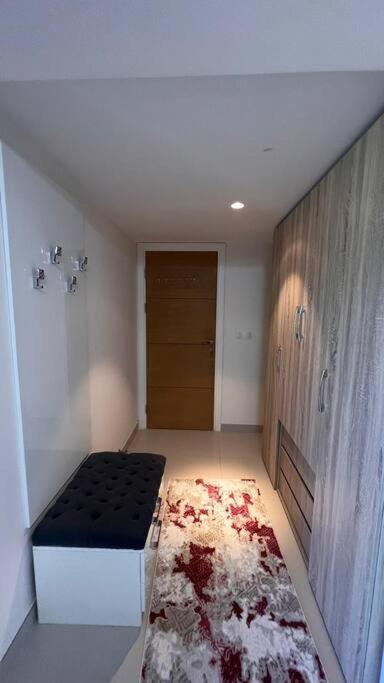 Cozy 4-Bedroom In Marina Marassi view 2
