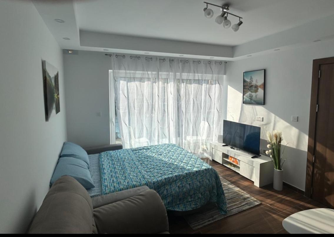 Seafront Marsaskala Apartment