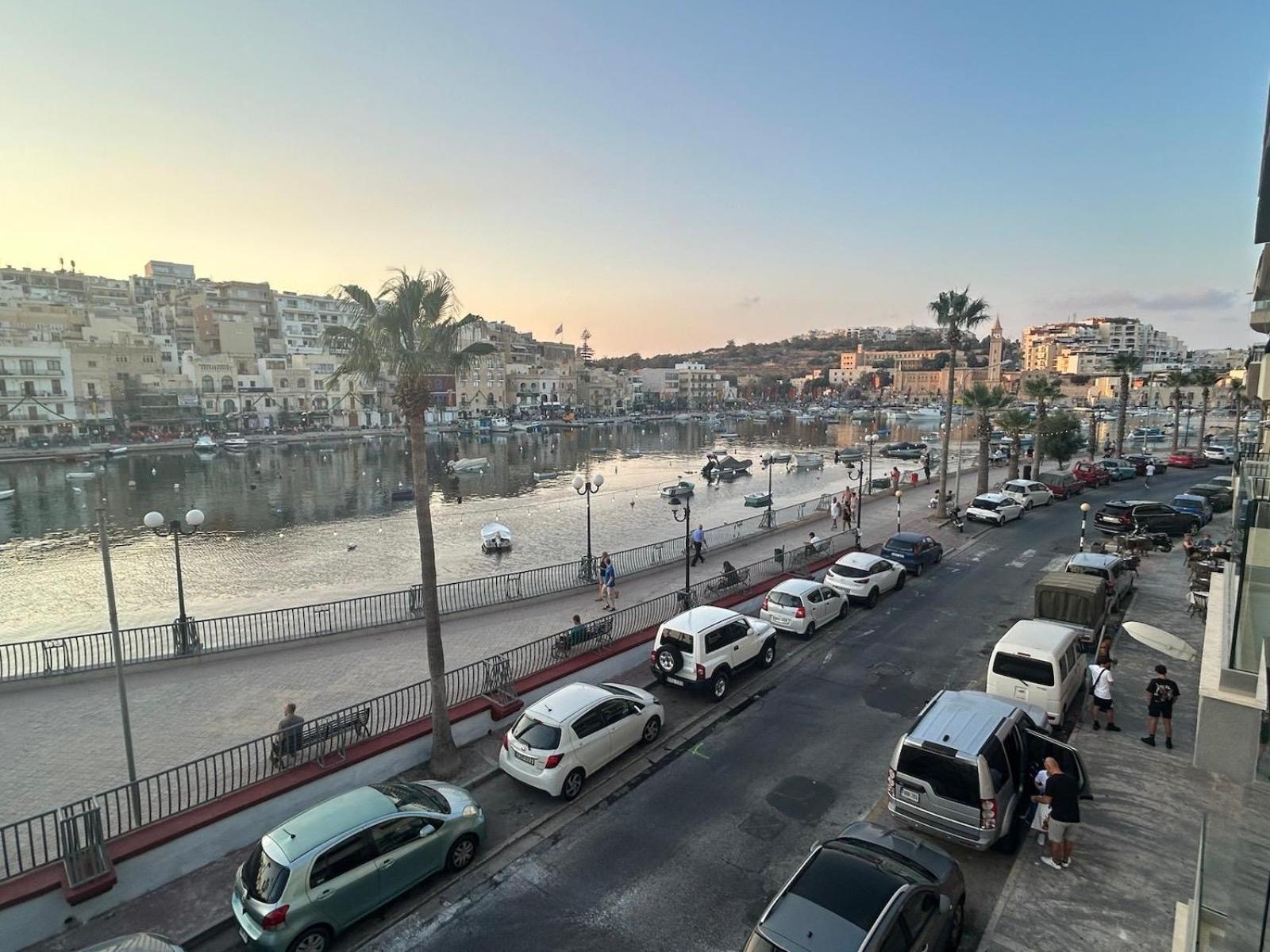 Seafront Marsaskala Apartment