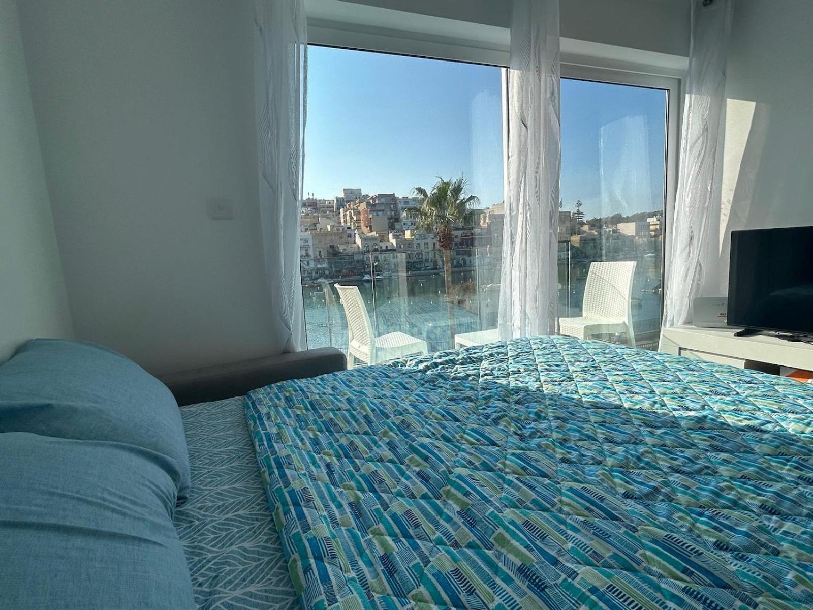 Seafront Marsaskala Apartment