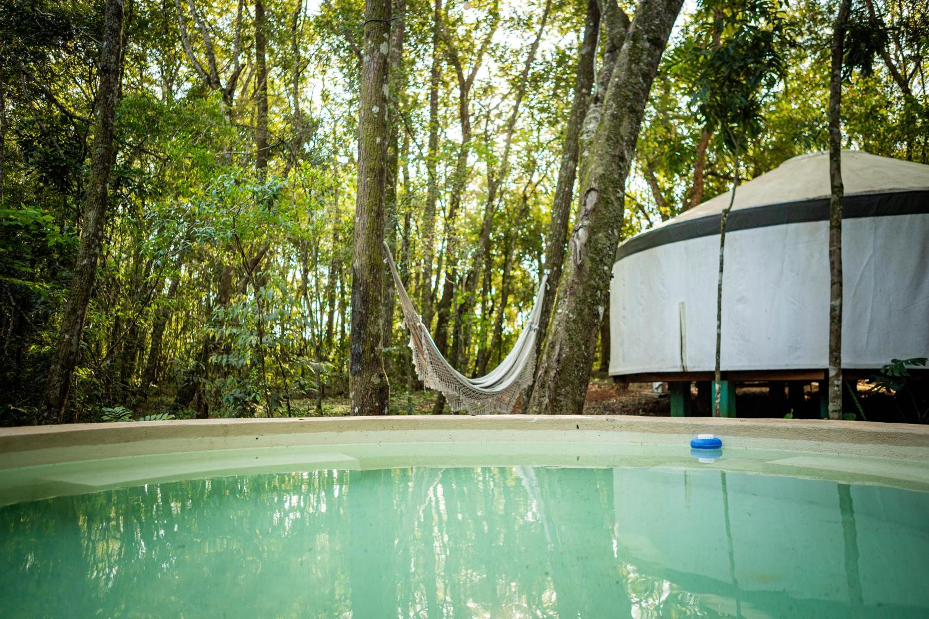 Yurtas Ivirareta Glamping