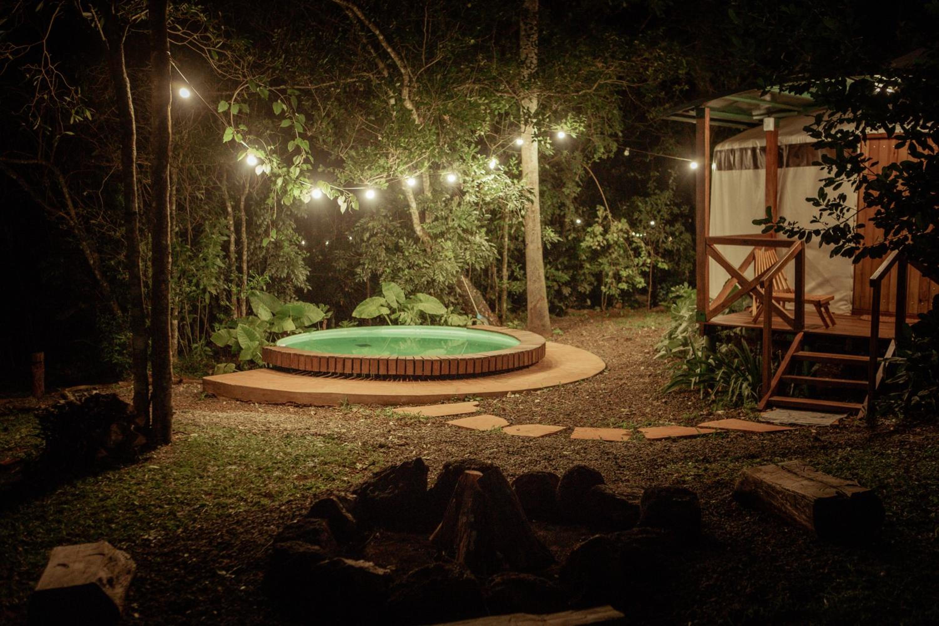 Yurtas Ivirareta Glamping