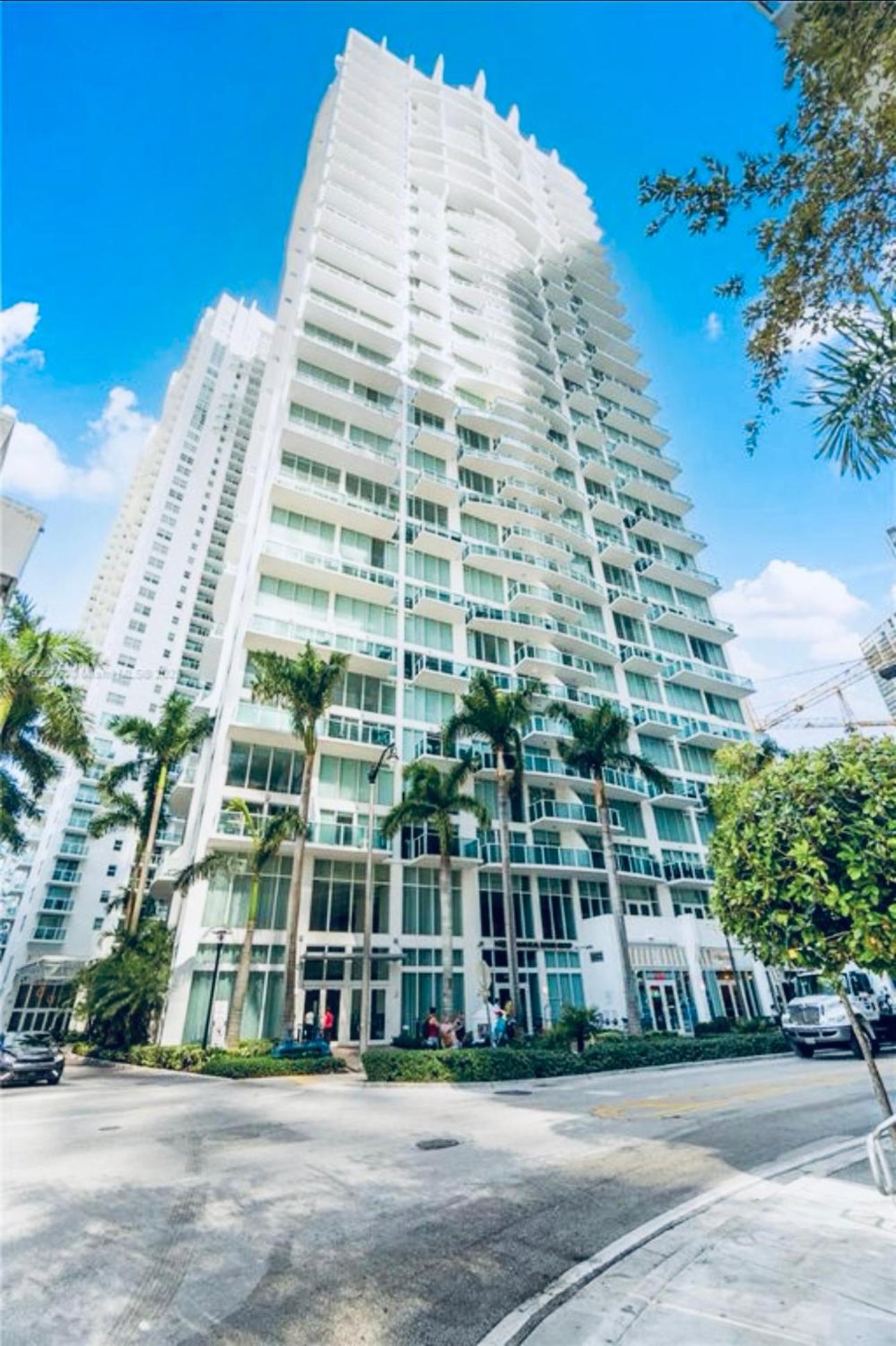 2 Story Loft Downtown Miami