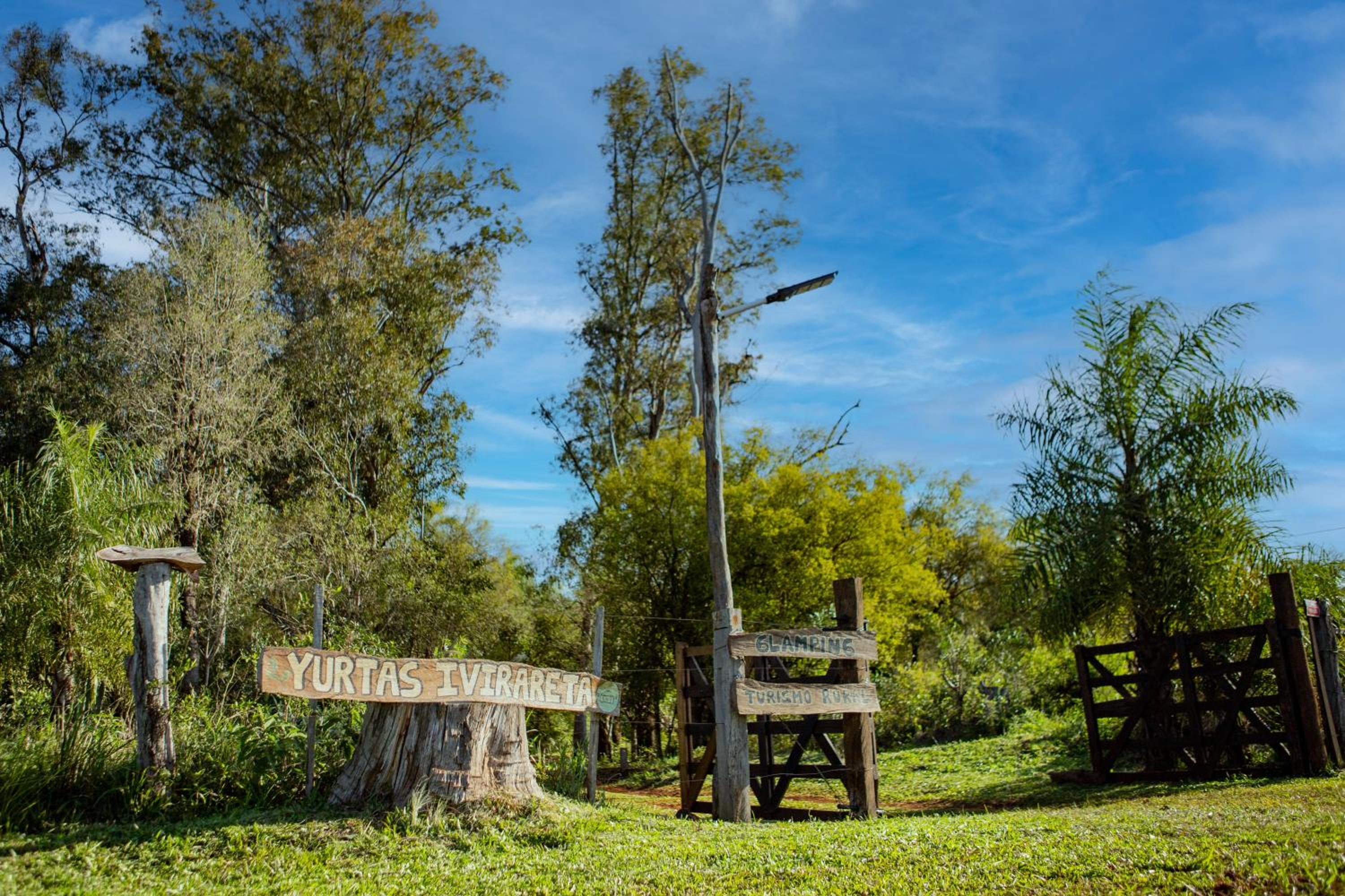 Yurtas Ivirareta Glamping