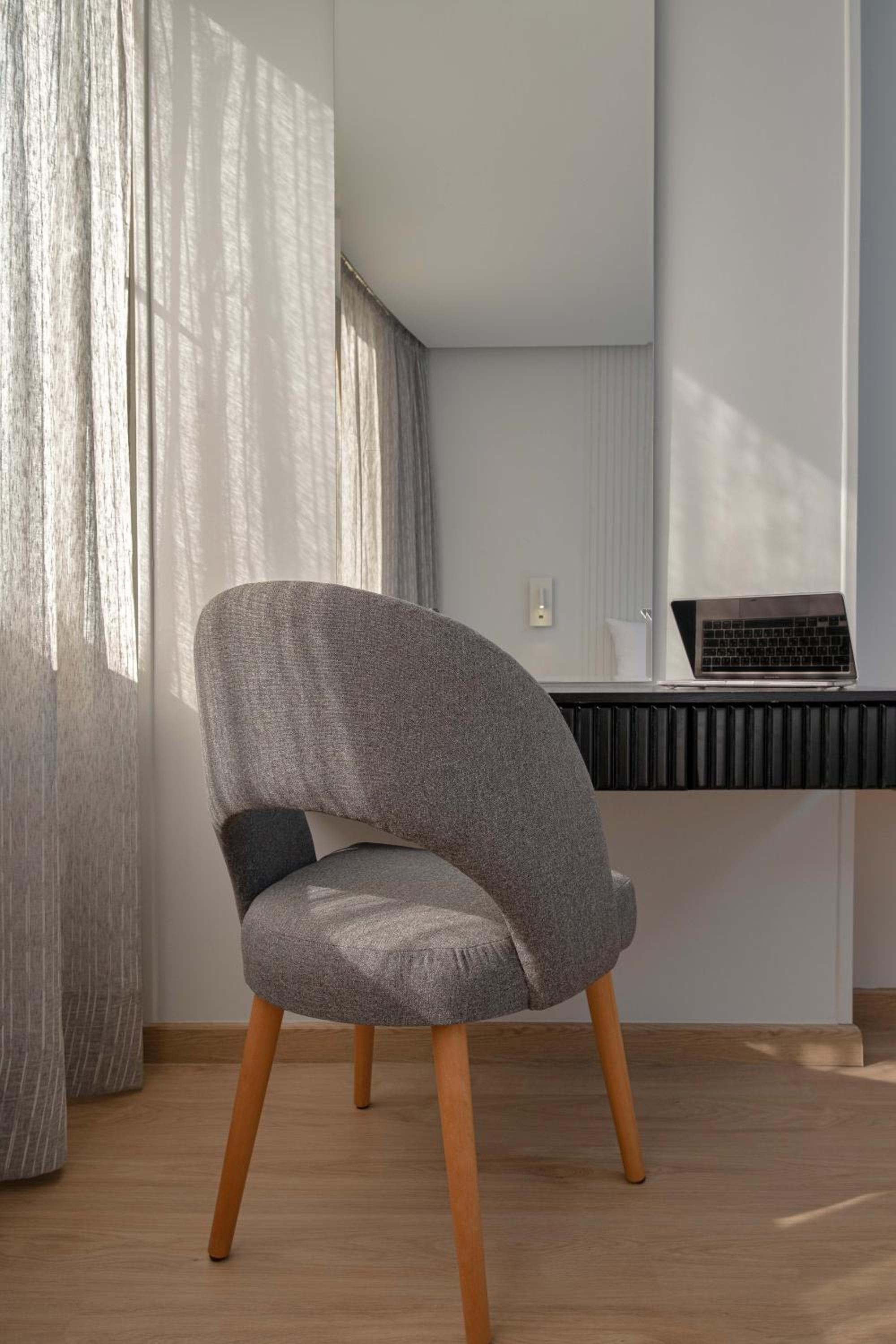Parkside Boutique Serviced Apartments