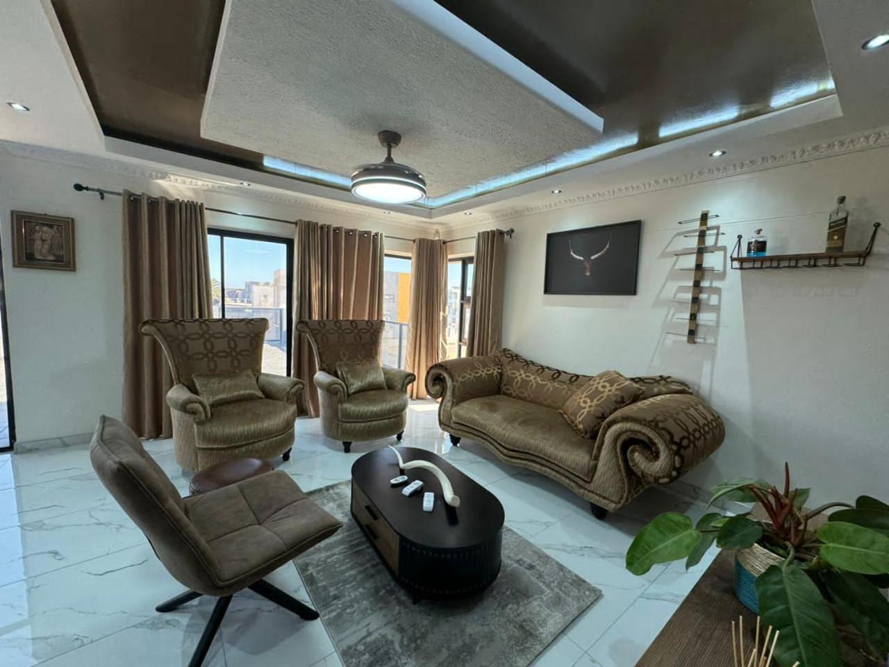 Dolphin the beach holiday Home view 5