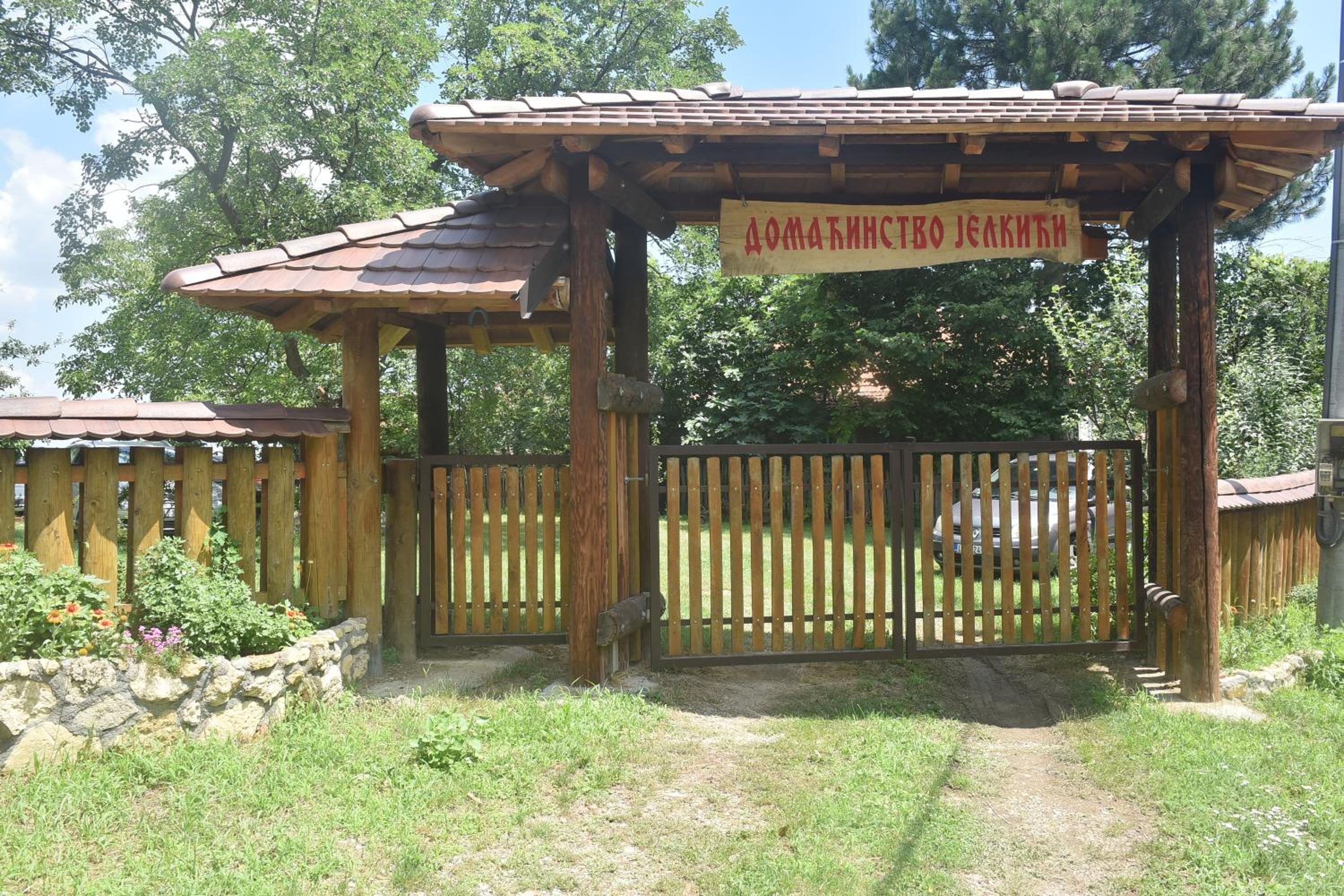 Domacinstvo Jelkici