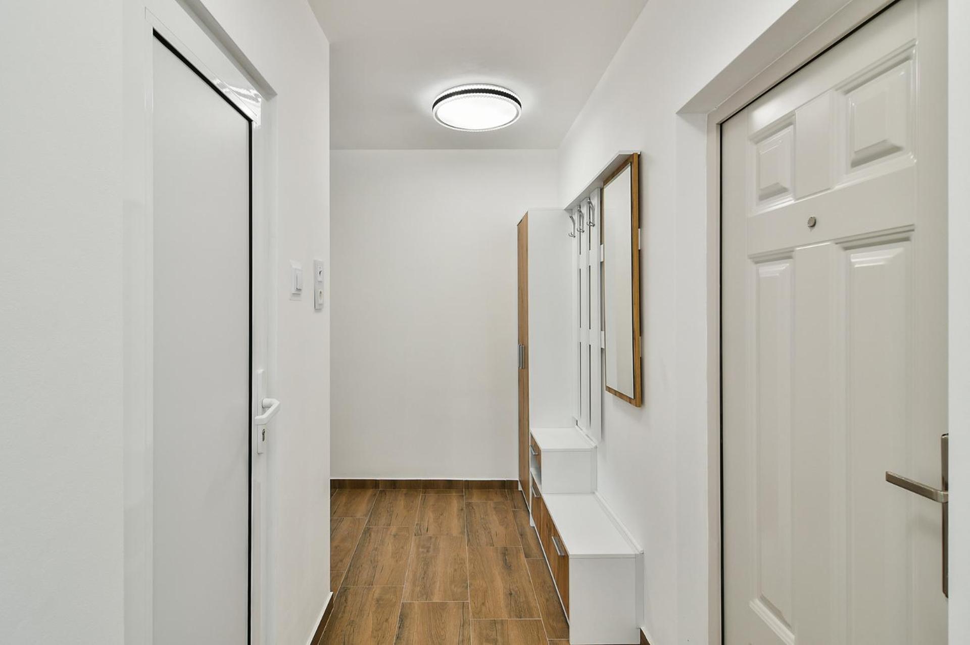 Asparuhovo 1BR free parking zone