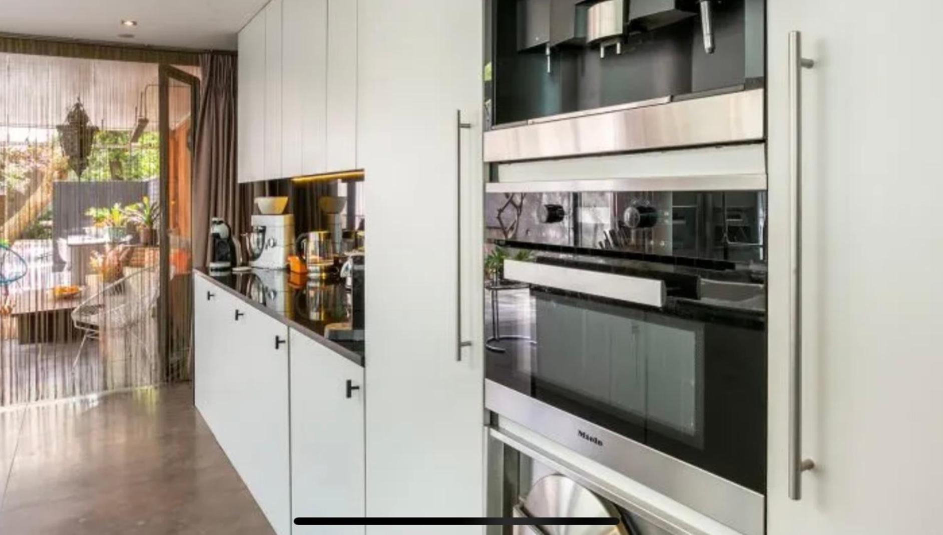 Charming Villa at Diamond District Antwerp