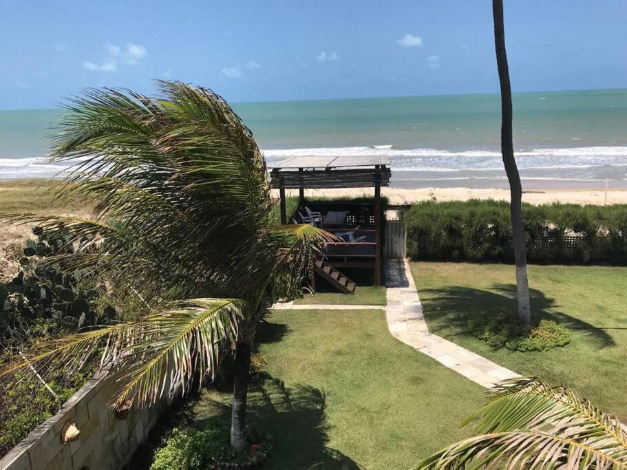 Linda Casa Pé na Areia em Muriu RN