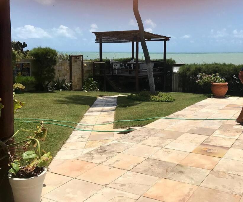 Linda Casa Pé na Areia em Muriu RN