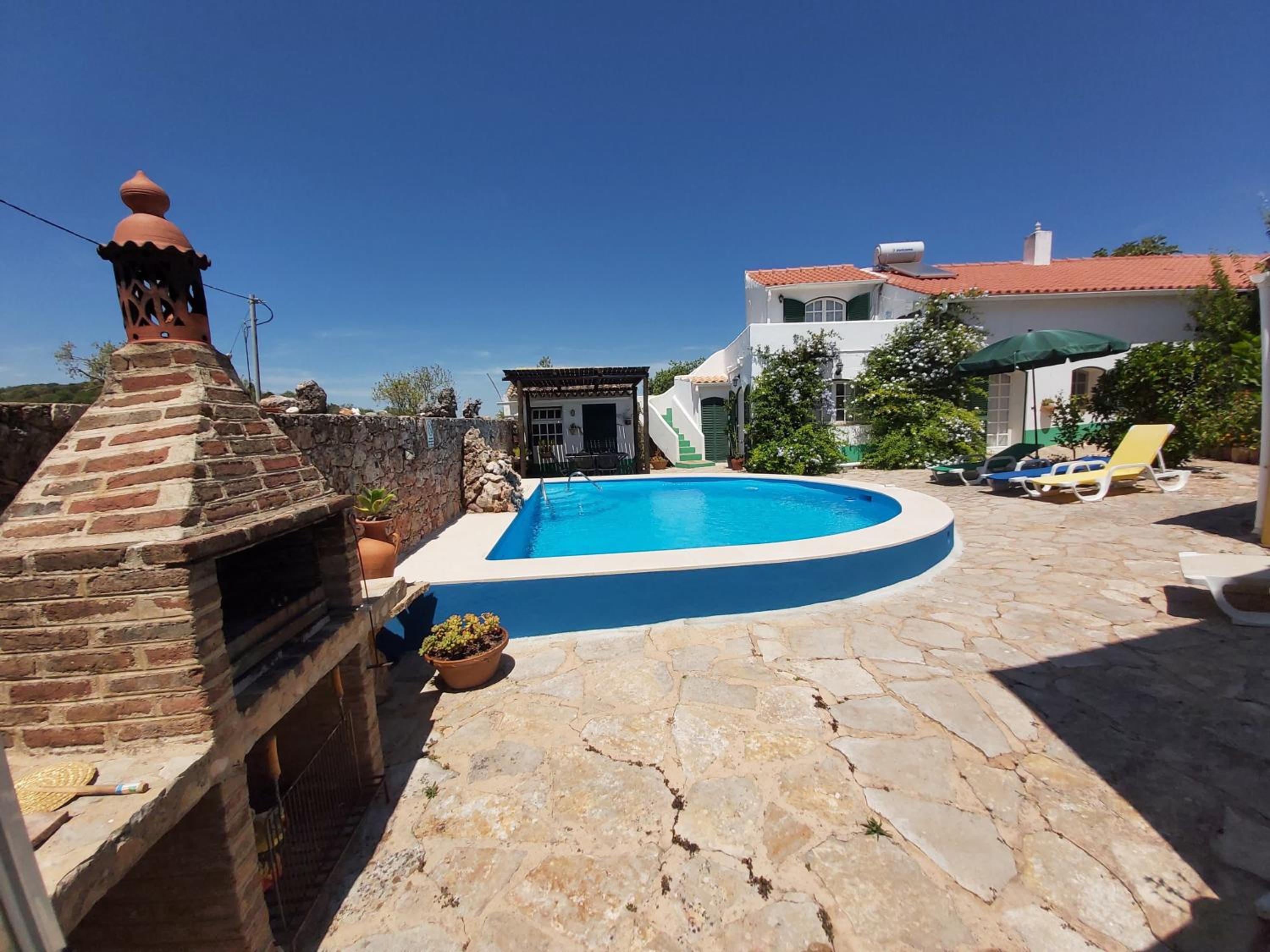 Casa Delfim - Casa Verde view 2