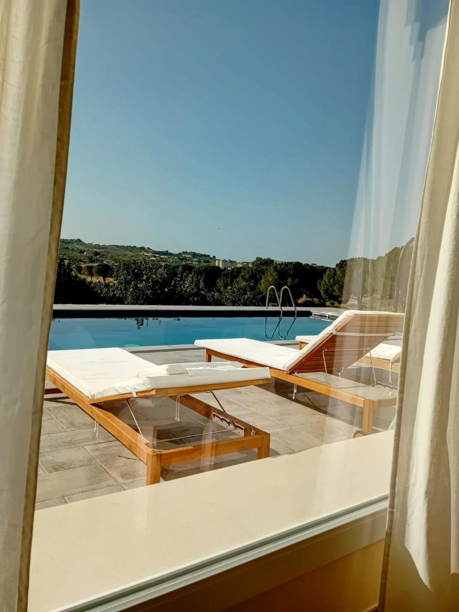 Villa Cirasa view 3