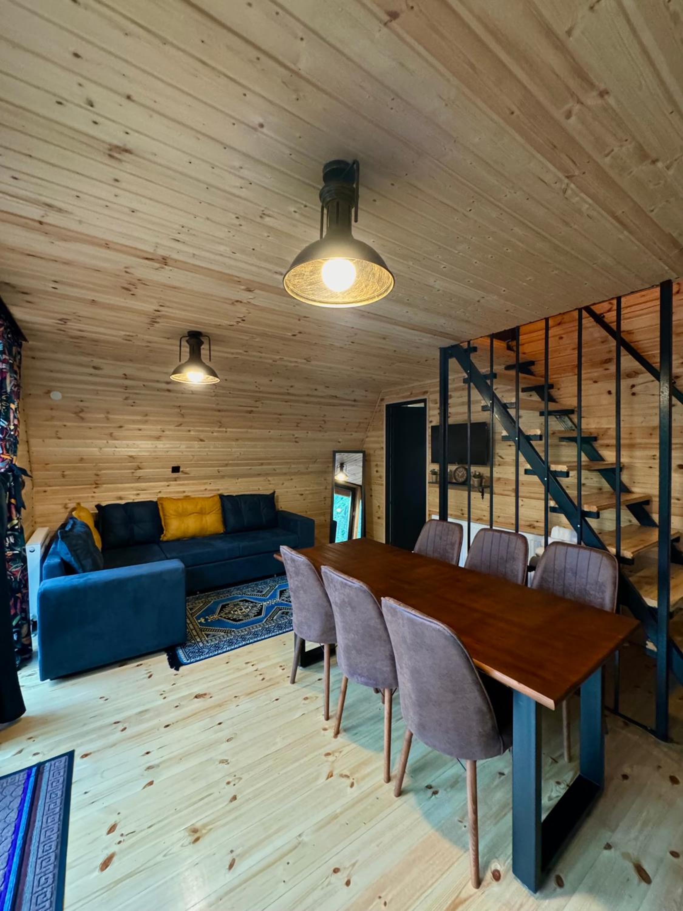 Kazbegi Inn Cottages