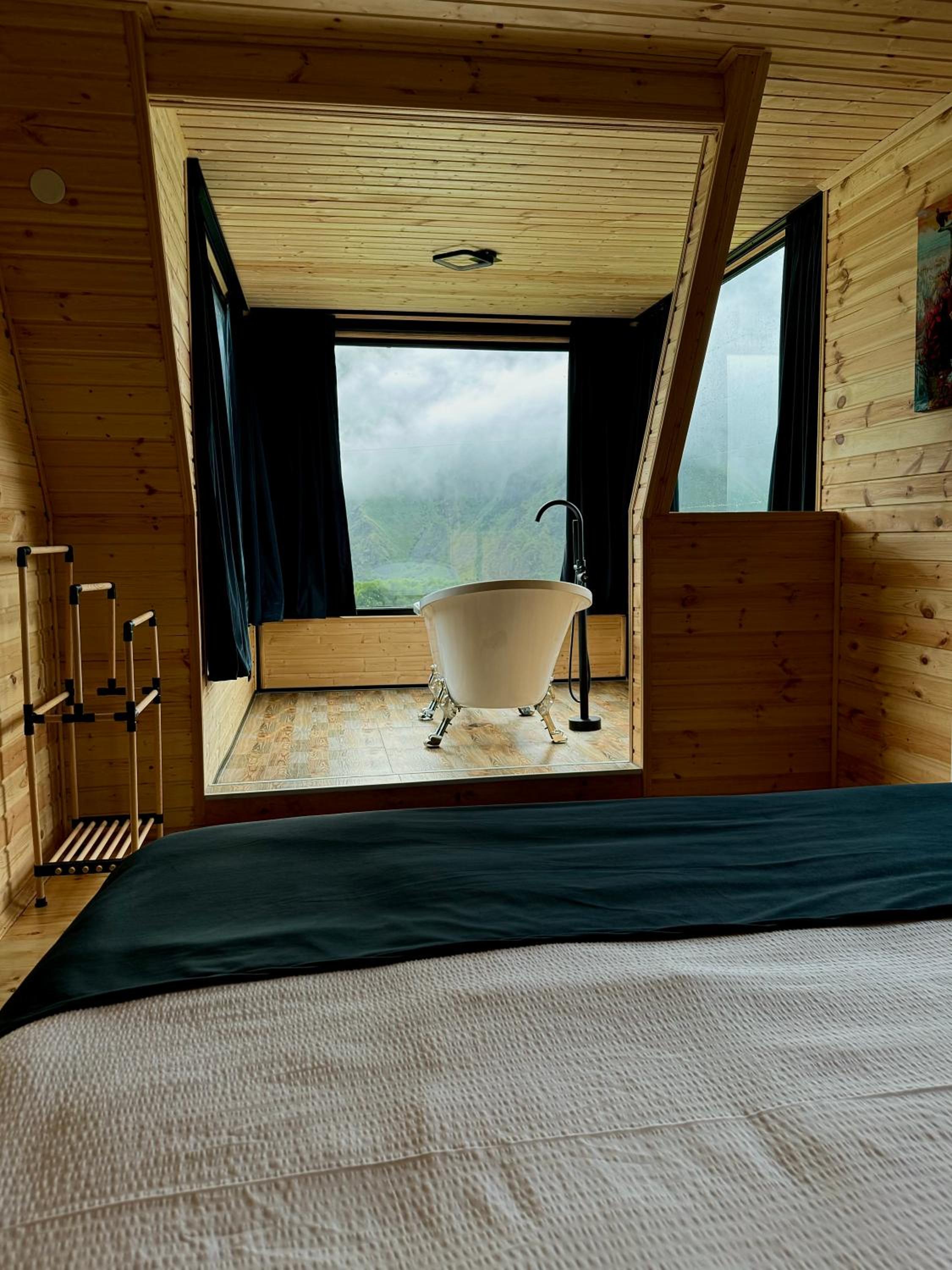 Kazbegi Inn Cottages