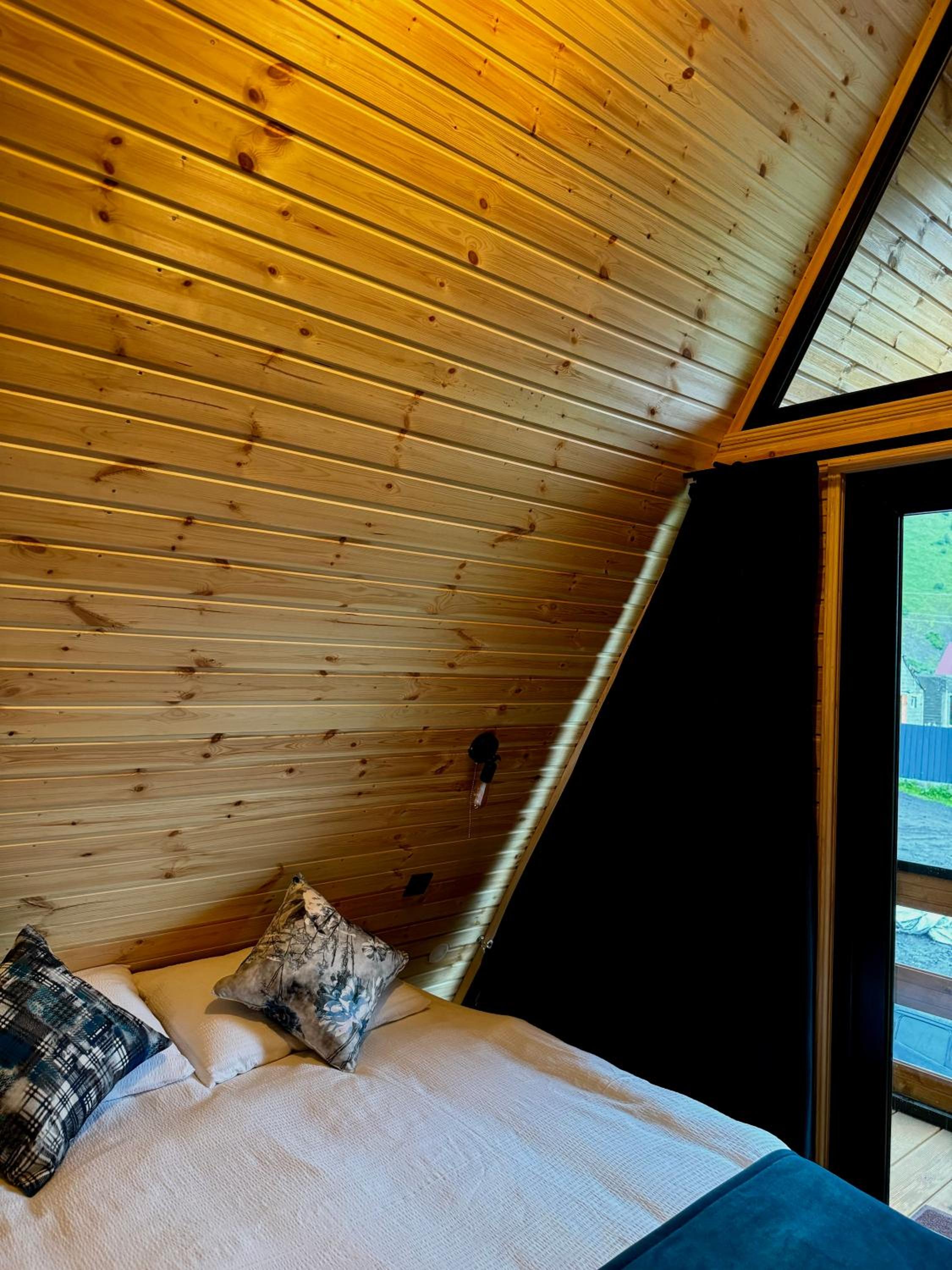 Kazbegi Inn Cottages