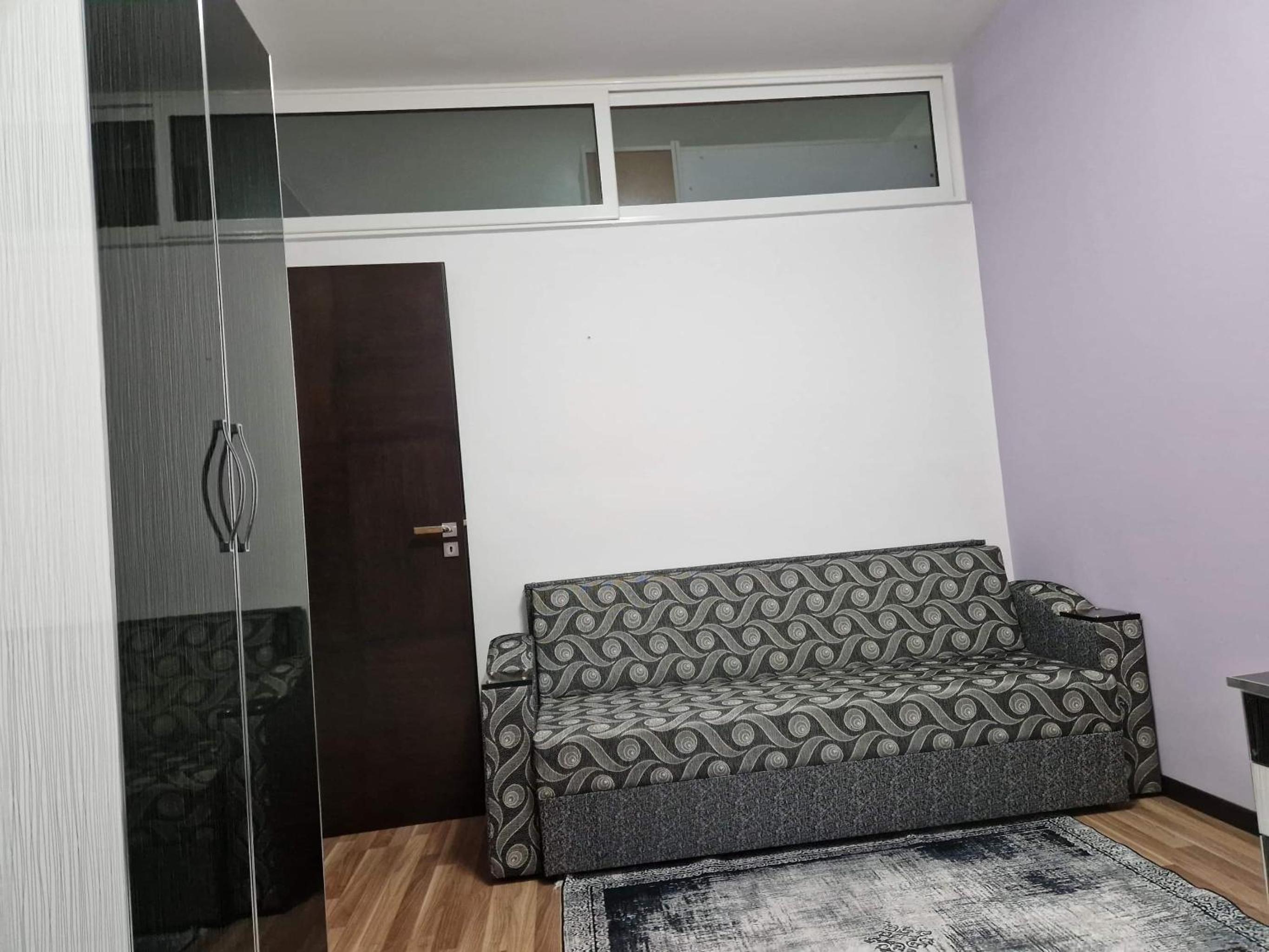 Apartament me qera
