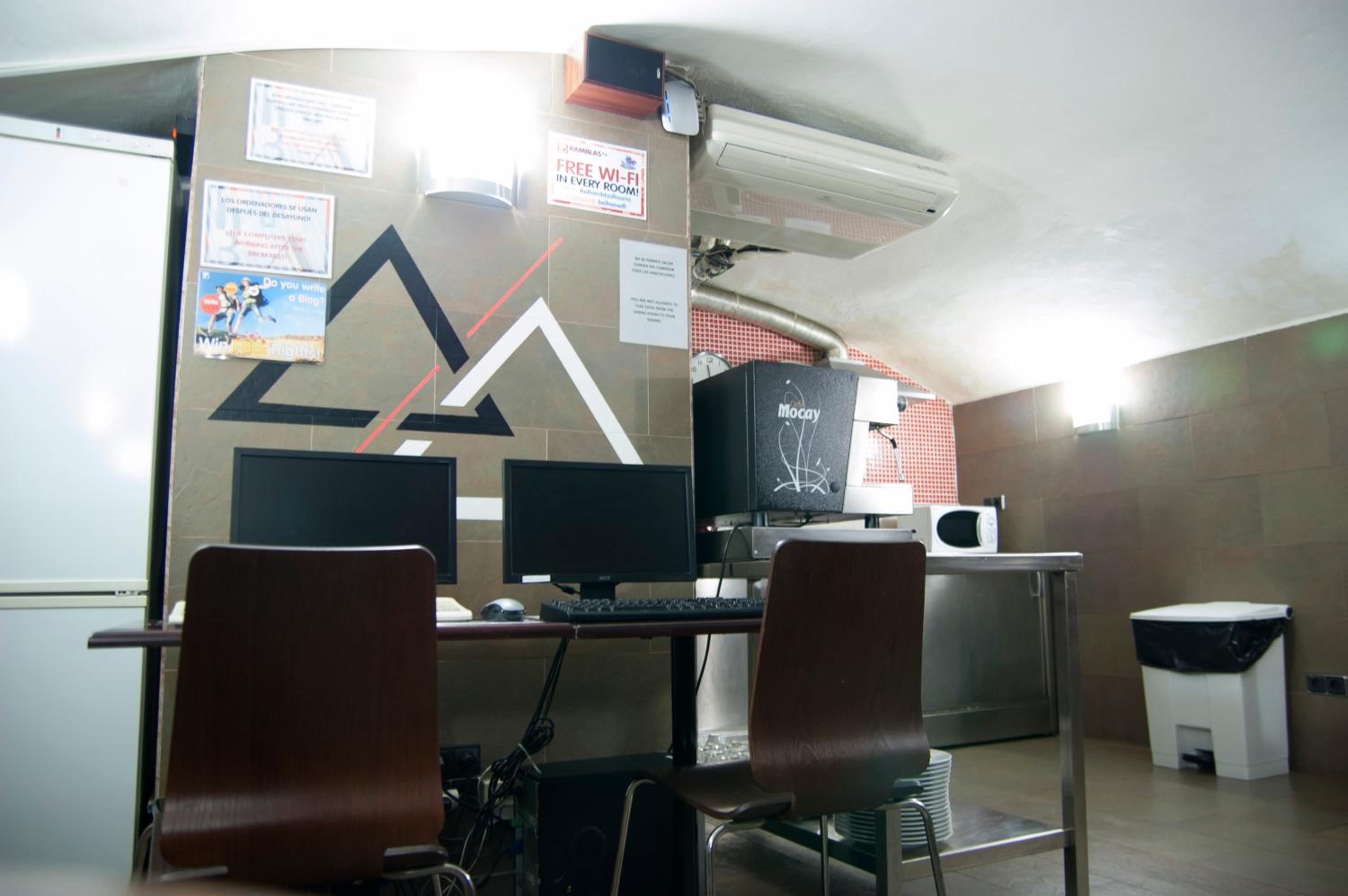 Be Ramblas Guest House