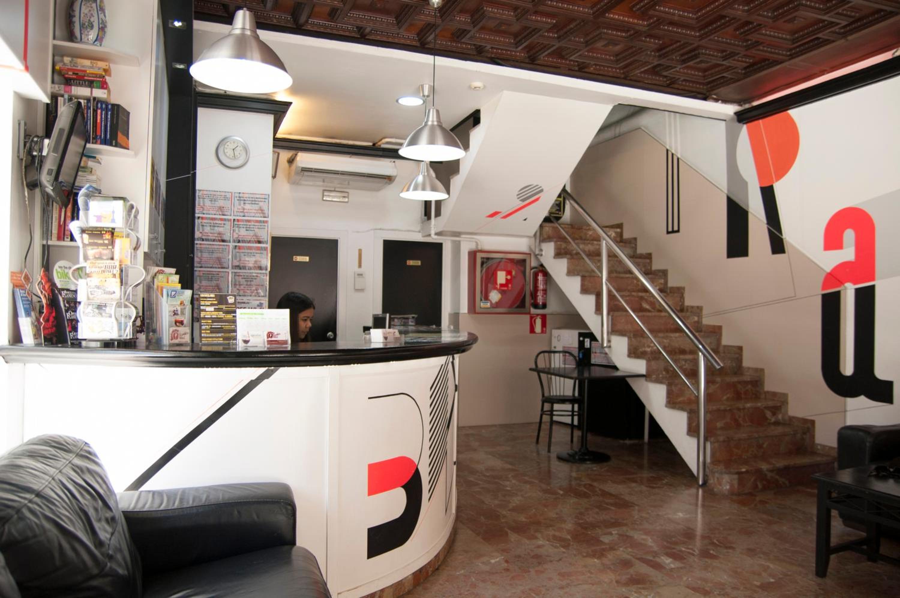 Be Ramblas Guest House
