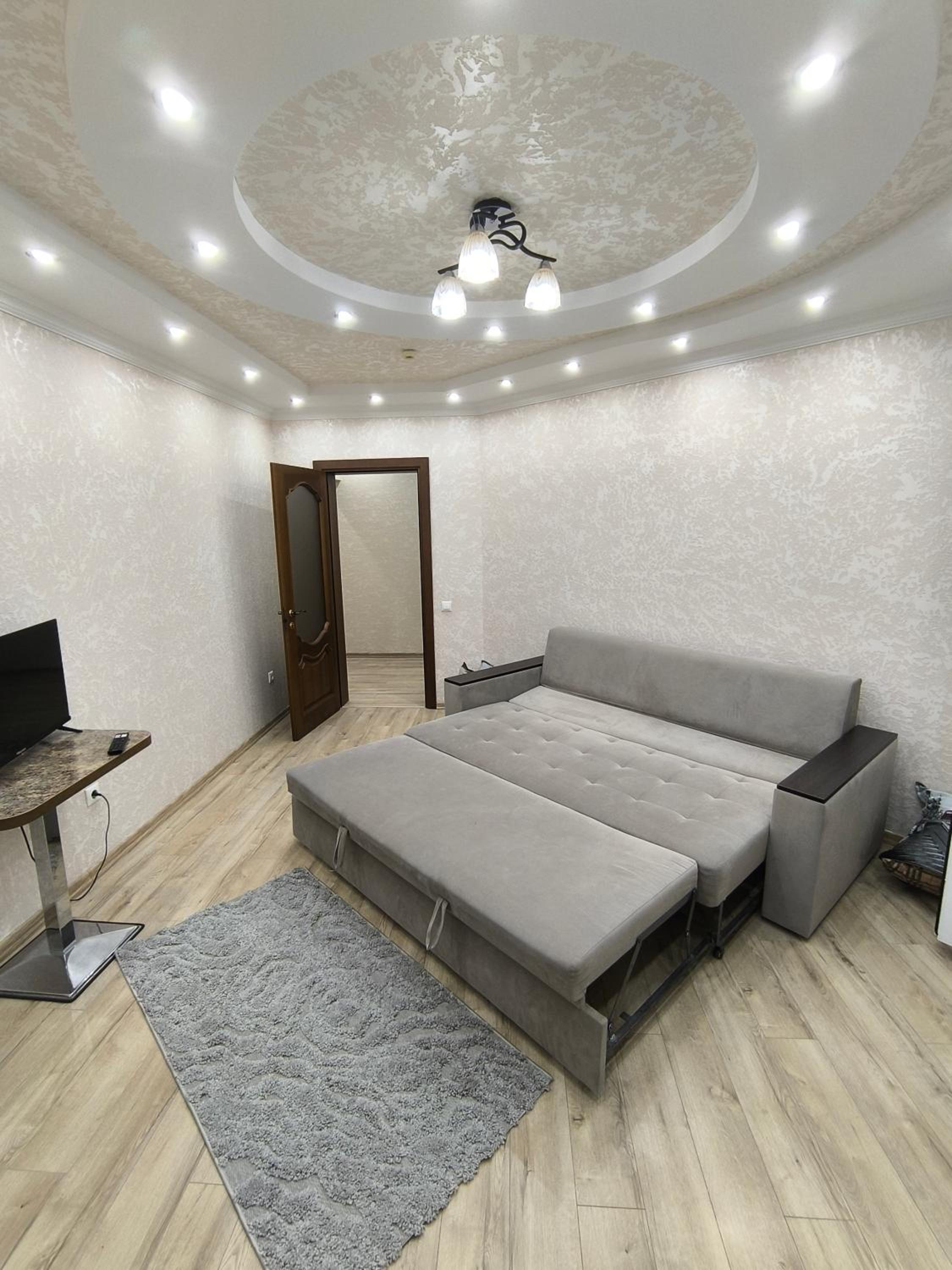 Apartment two rooms and living view 3