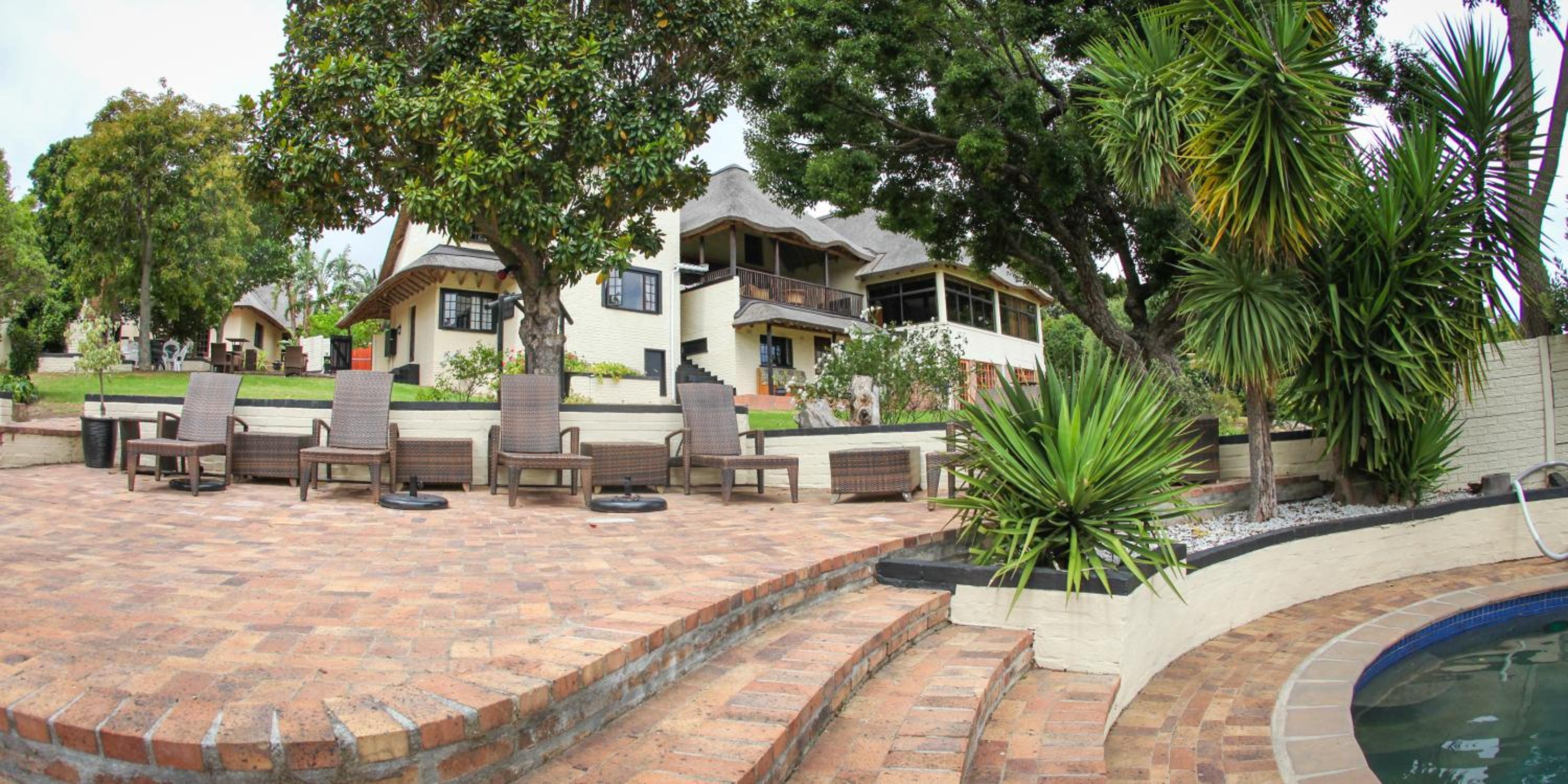 Winelands Villa Guesthouse and Cottages