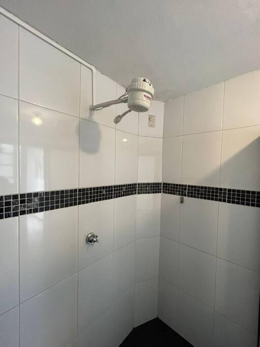 Iluminado y hermoso apartamento con terraza