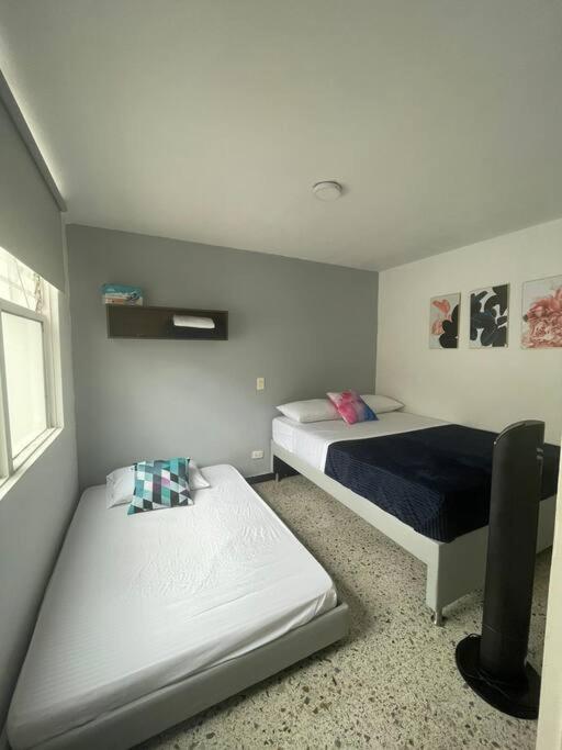 Iluminado y hermoso apartamento con terraza