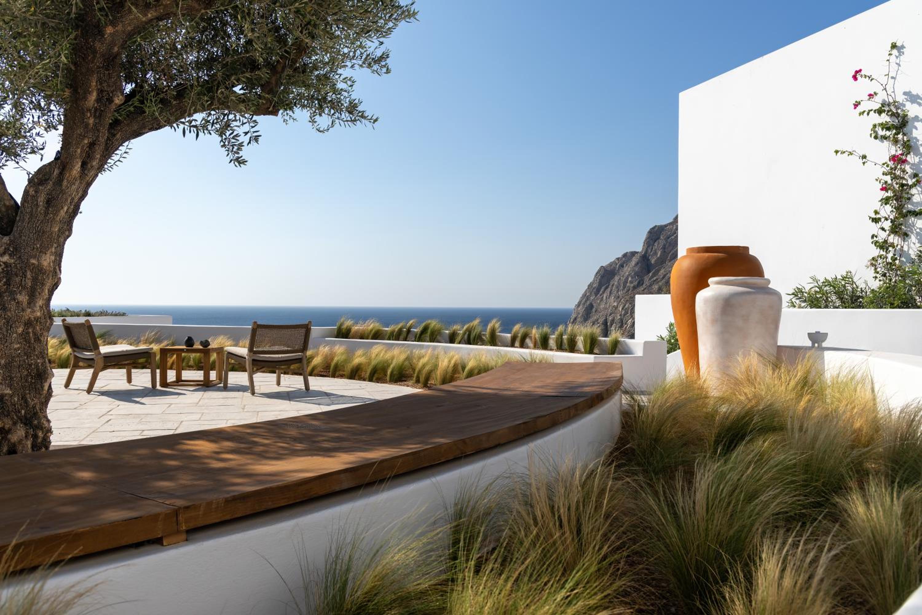 Sandblu Santorini, LXR Hotels & Resorts