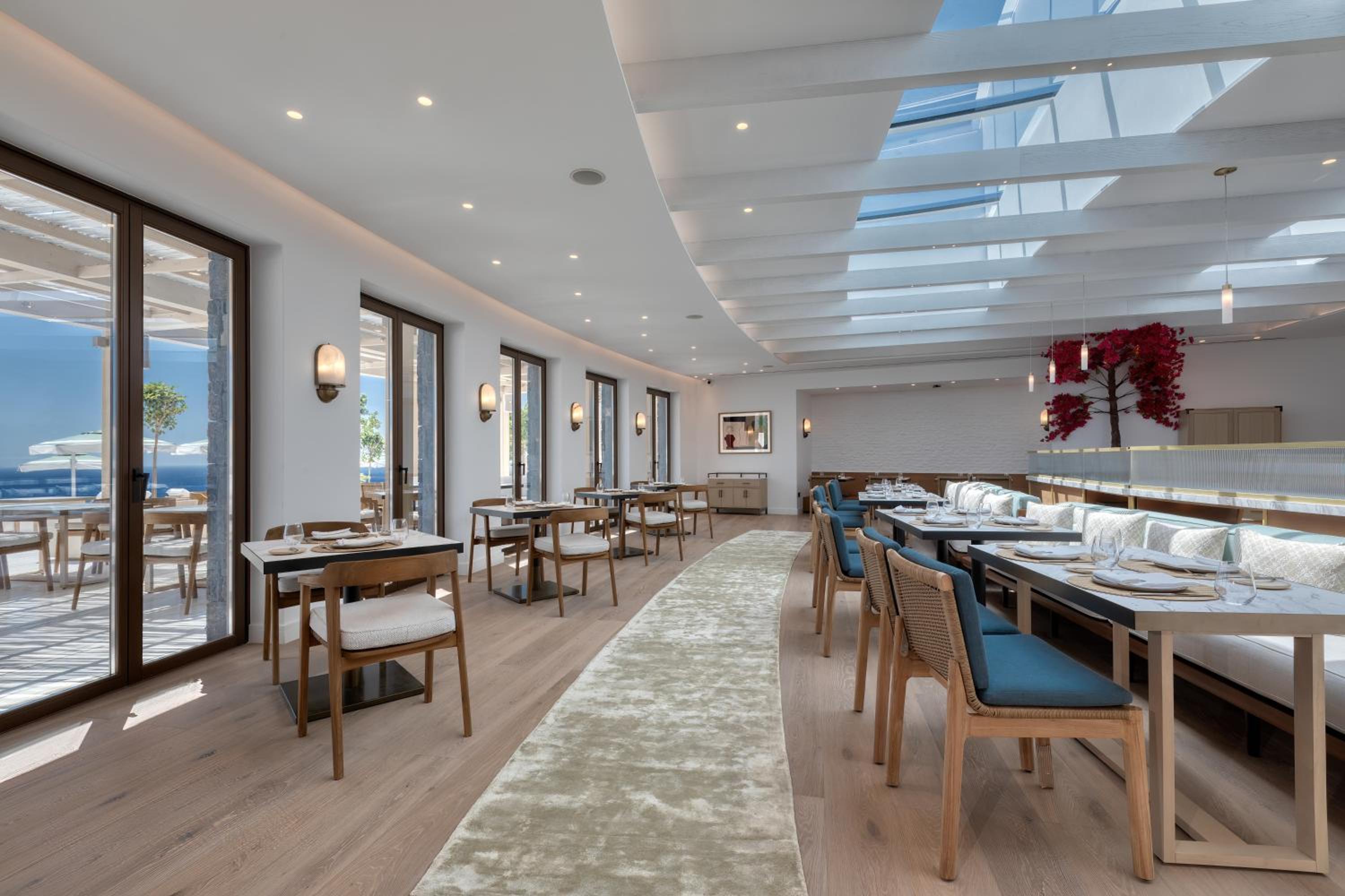 Sandblu Santorini, LXR Hotels & Resorts photo 4