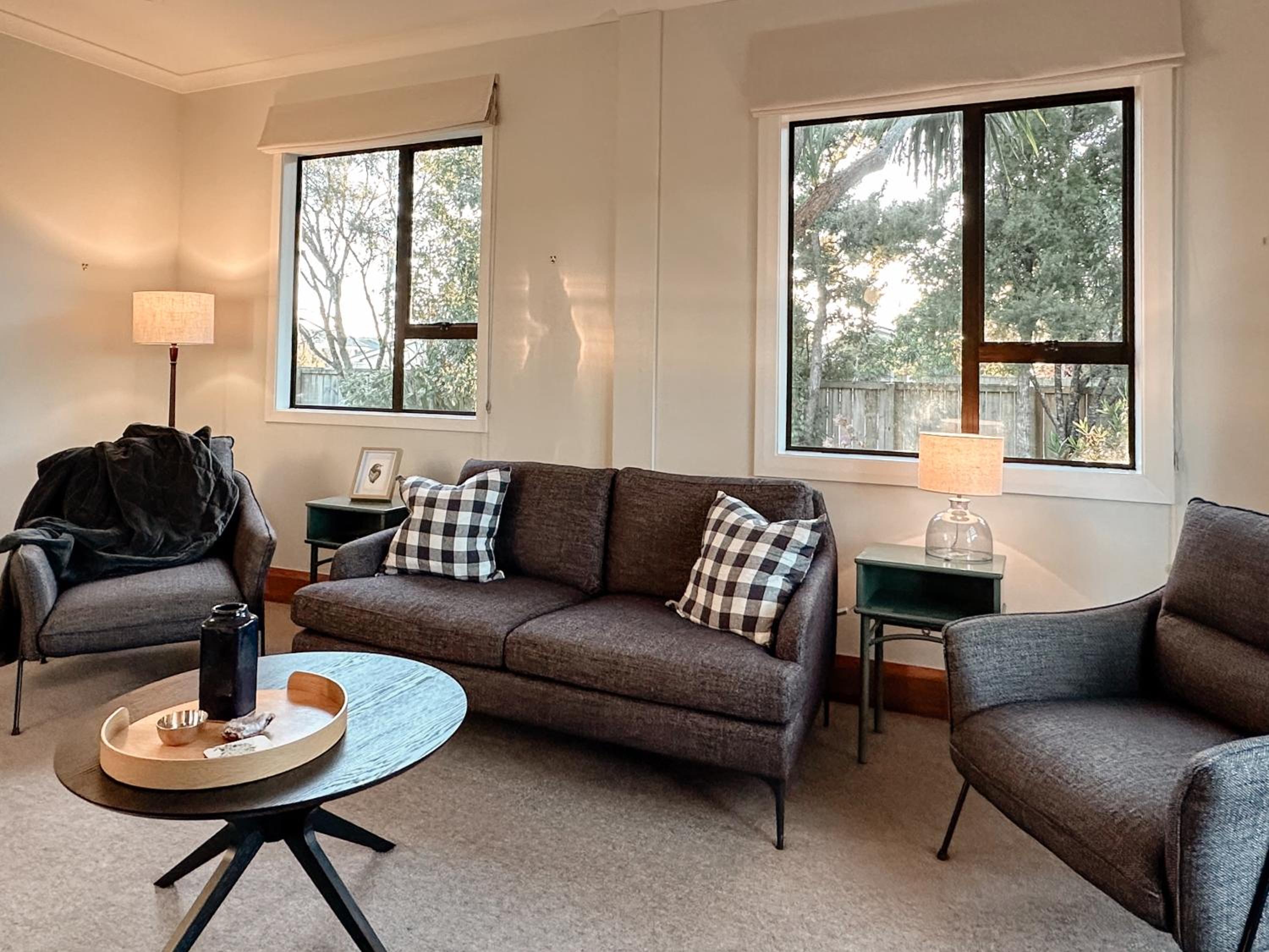 Dalton Cottage - Dreamy Retreat in Lush Gardens