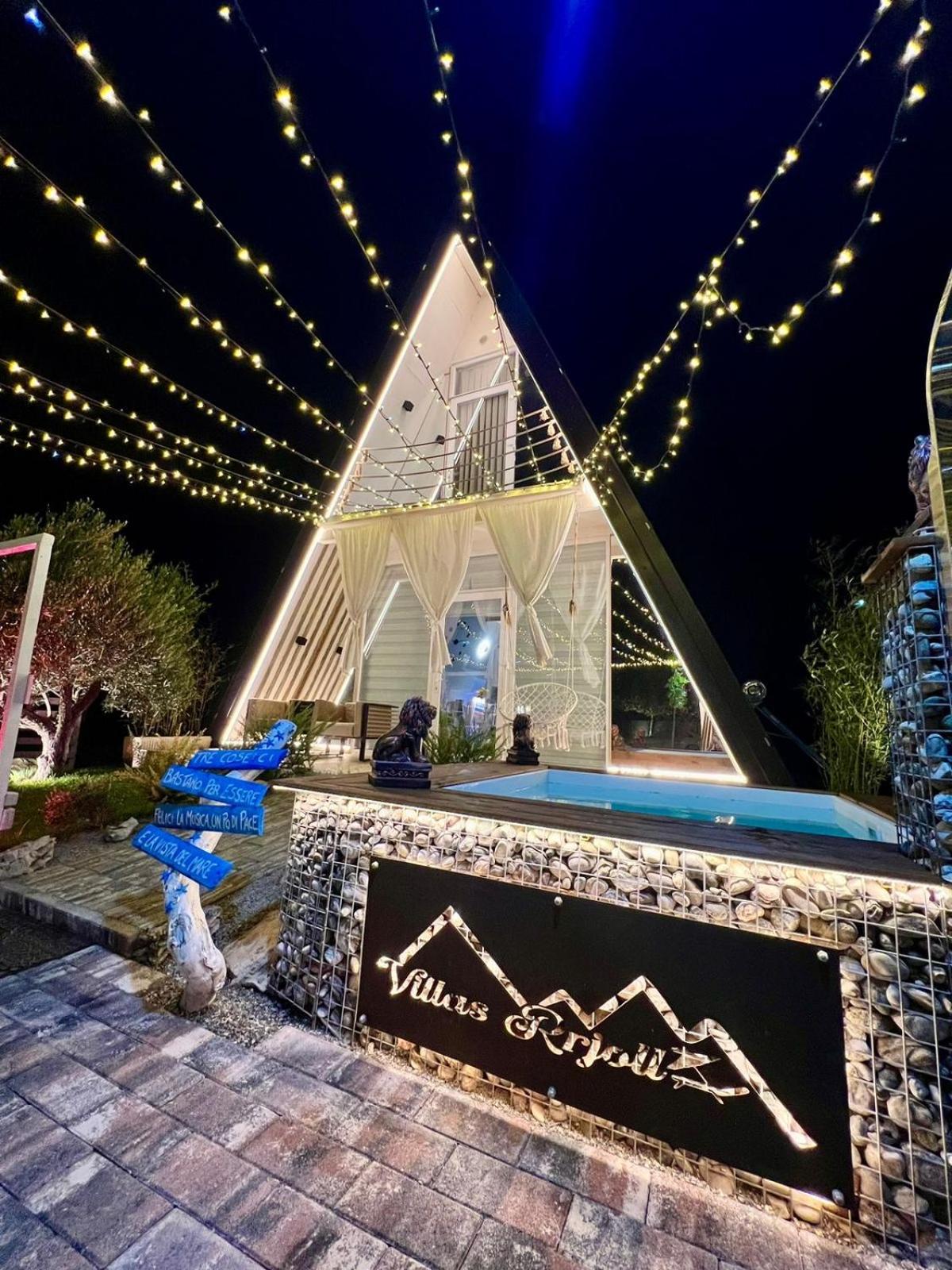 villas rrjoll