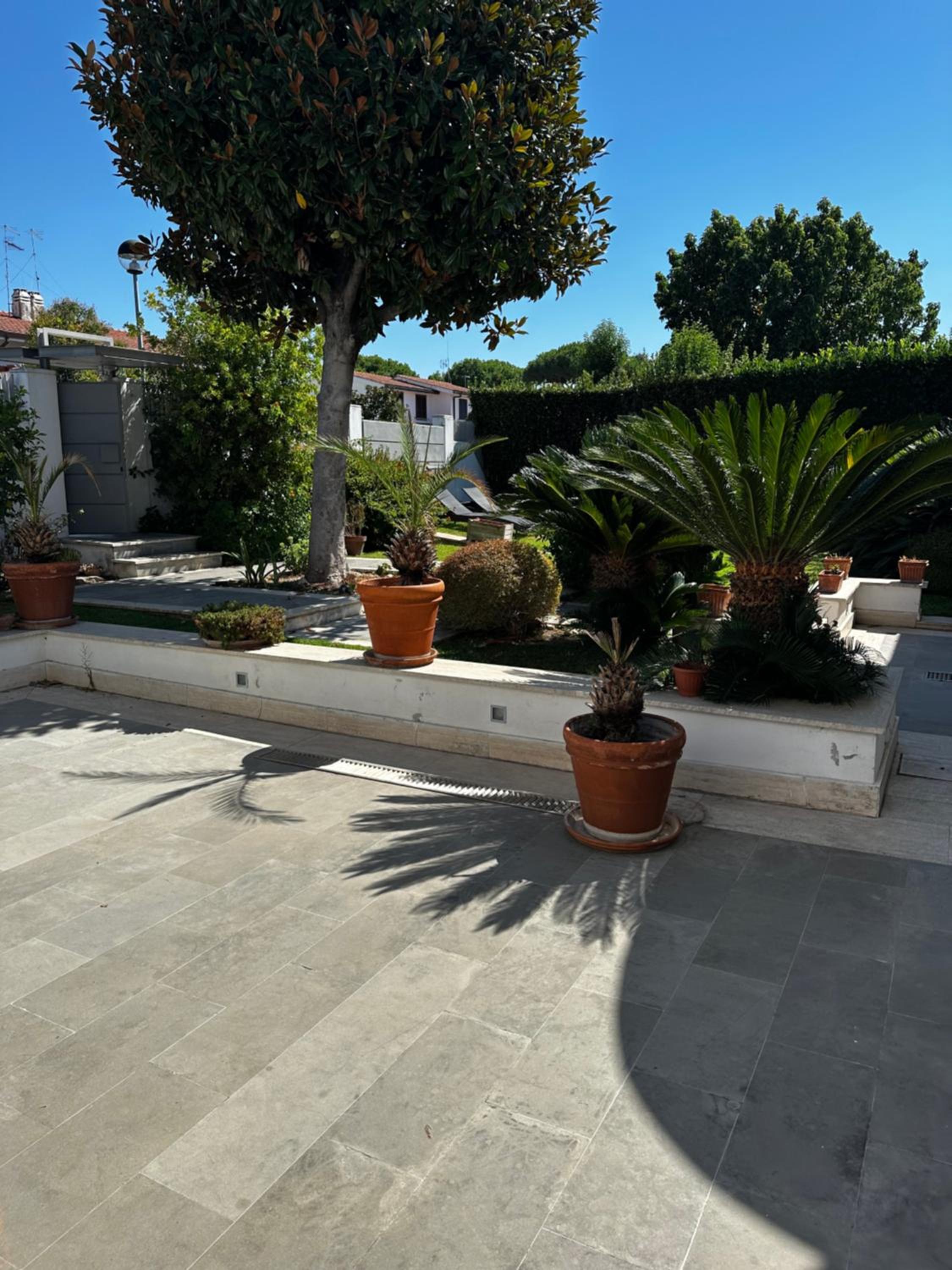 Villa a Marina di Cerveteri view 5