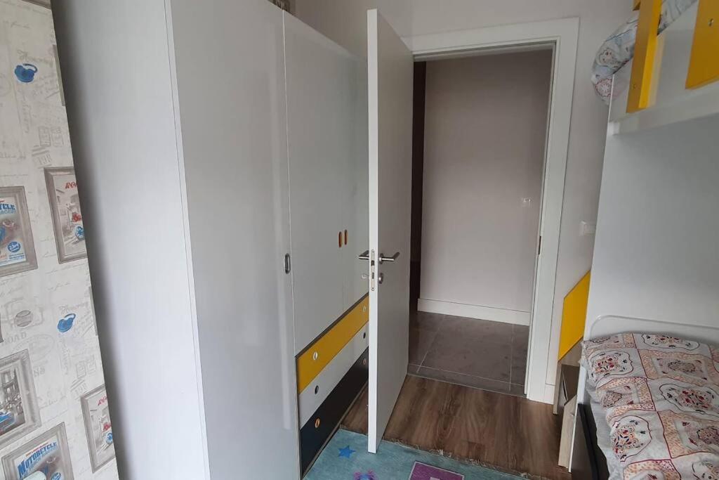 Security deluxe apartment