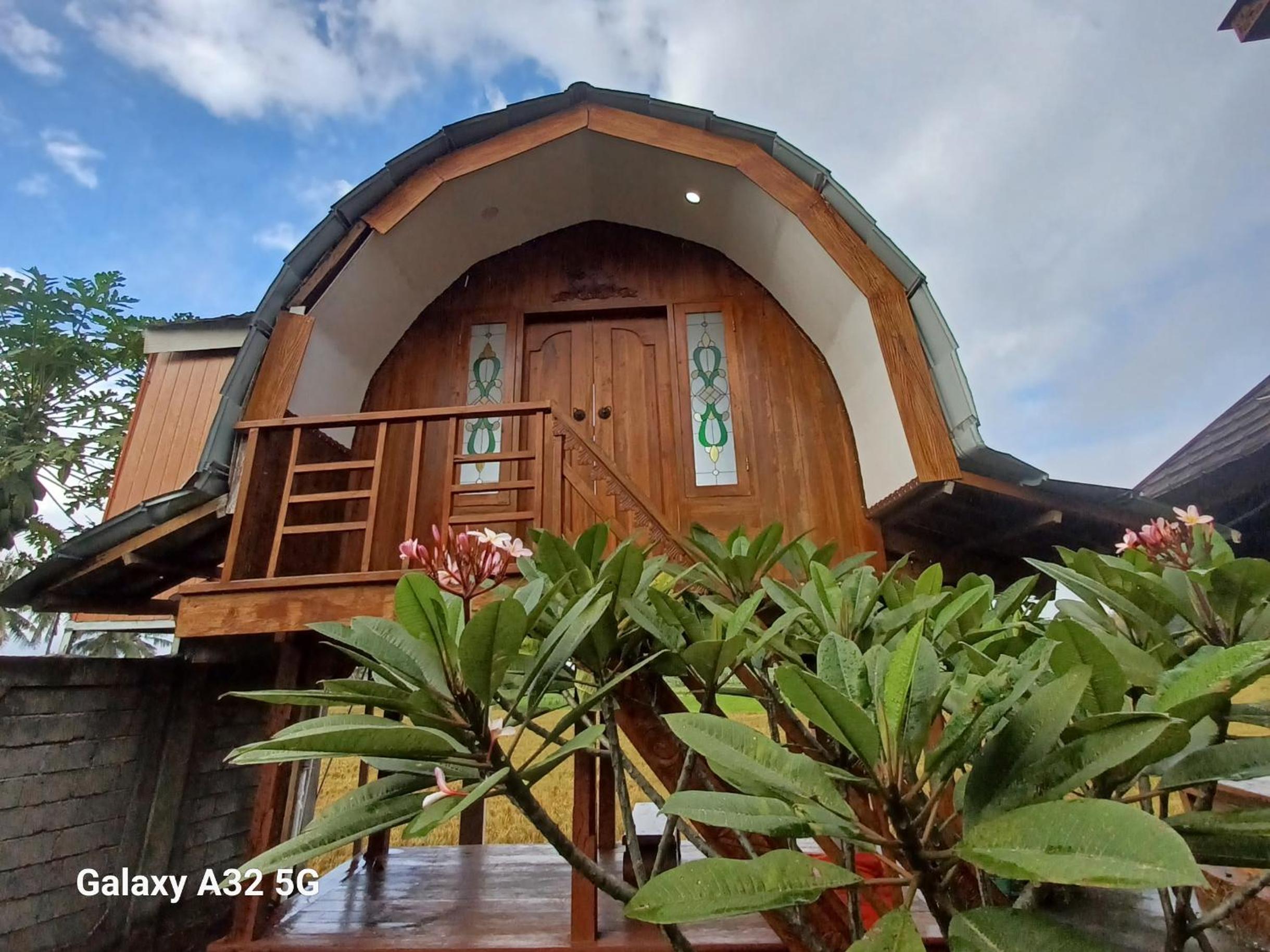 Bujak Permai Villa Matahari Lombok NTB view 2