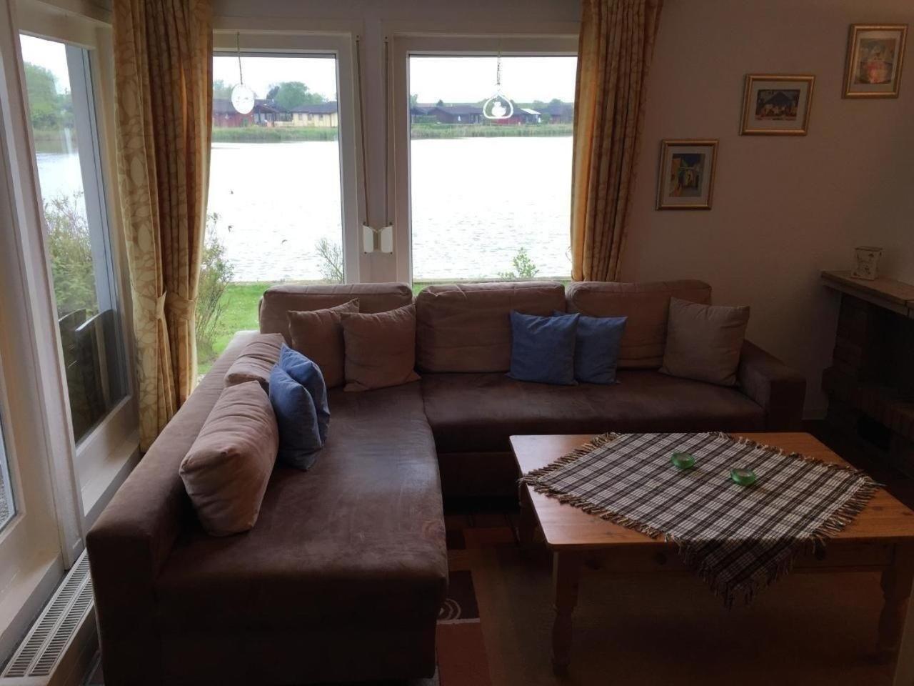 Ferienhaus direkt am Binnensee mit eigenem Steg