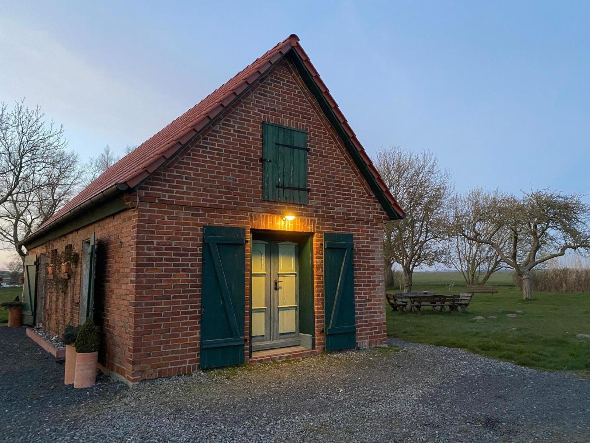 Ferienhaus Kranich In Ummanz Lüßvitz